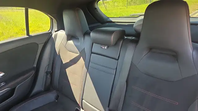 Mercedes-Benz Unknown Model view 9