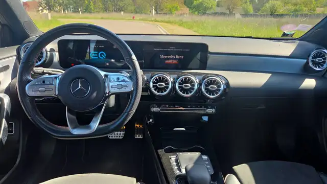 Mercedes-Benz Unknown Model view 11