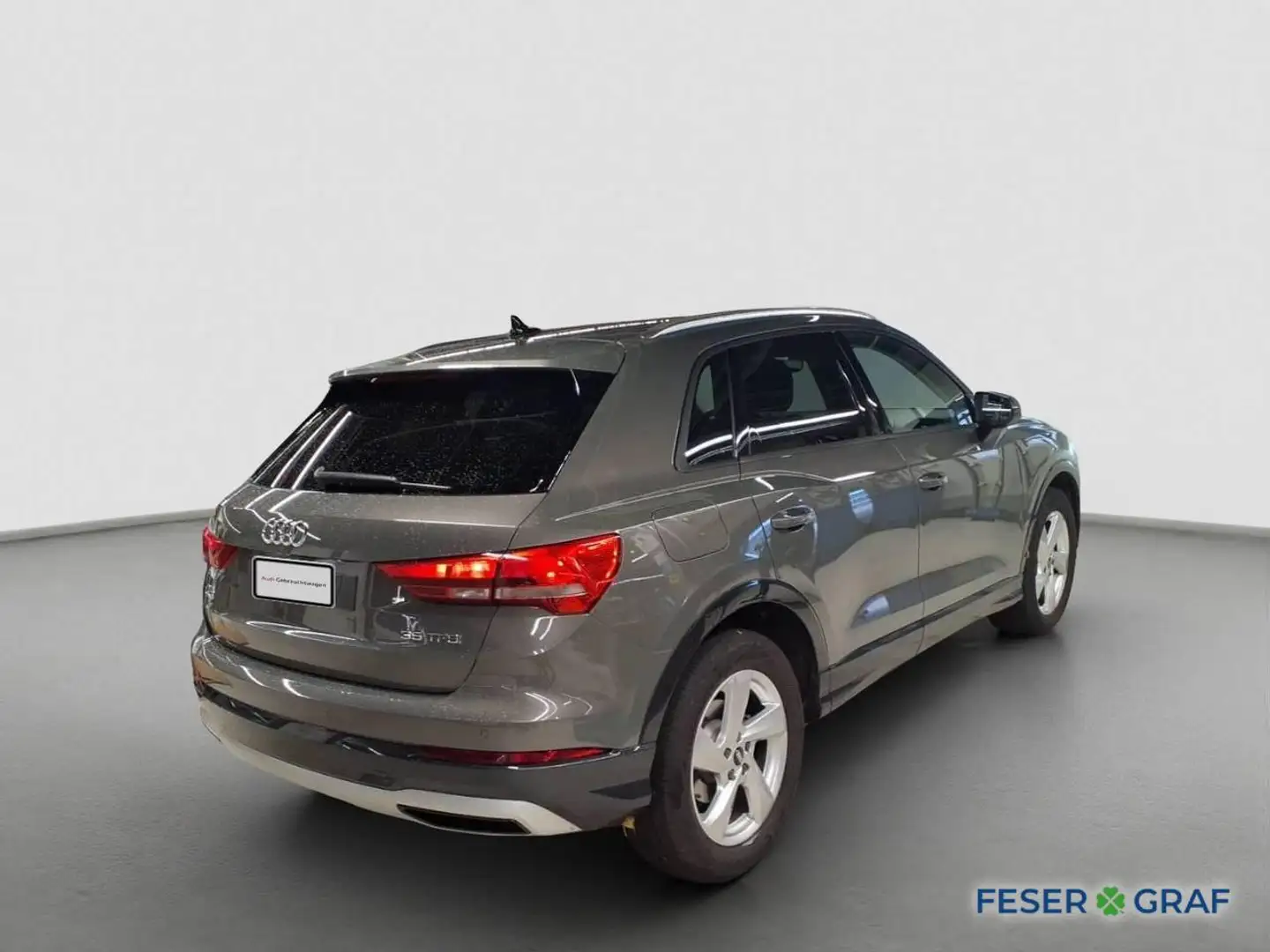 Audi Q3 advanced 35 TFSI 110kW S tronic ACC AHK Navi Grau - 2