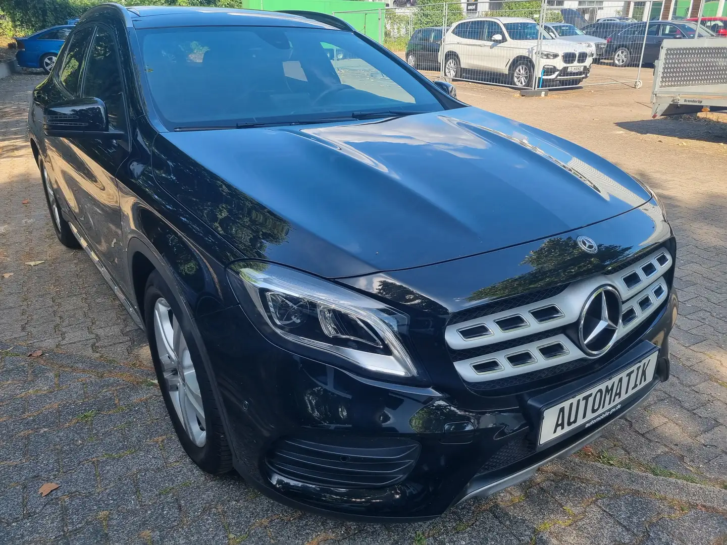 Mercedes-Benz GLA 250 4Matic*AMG*Autom*Pano*Navi*Sitzh*Kam*PDC* Noir - 2