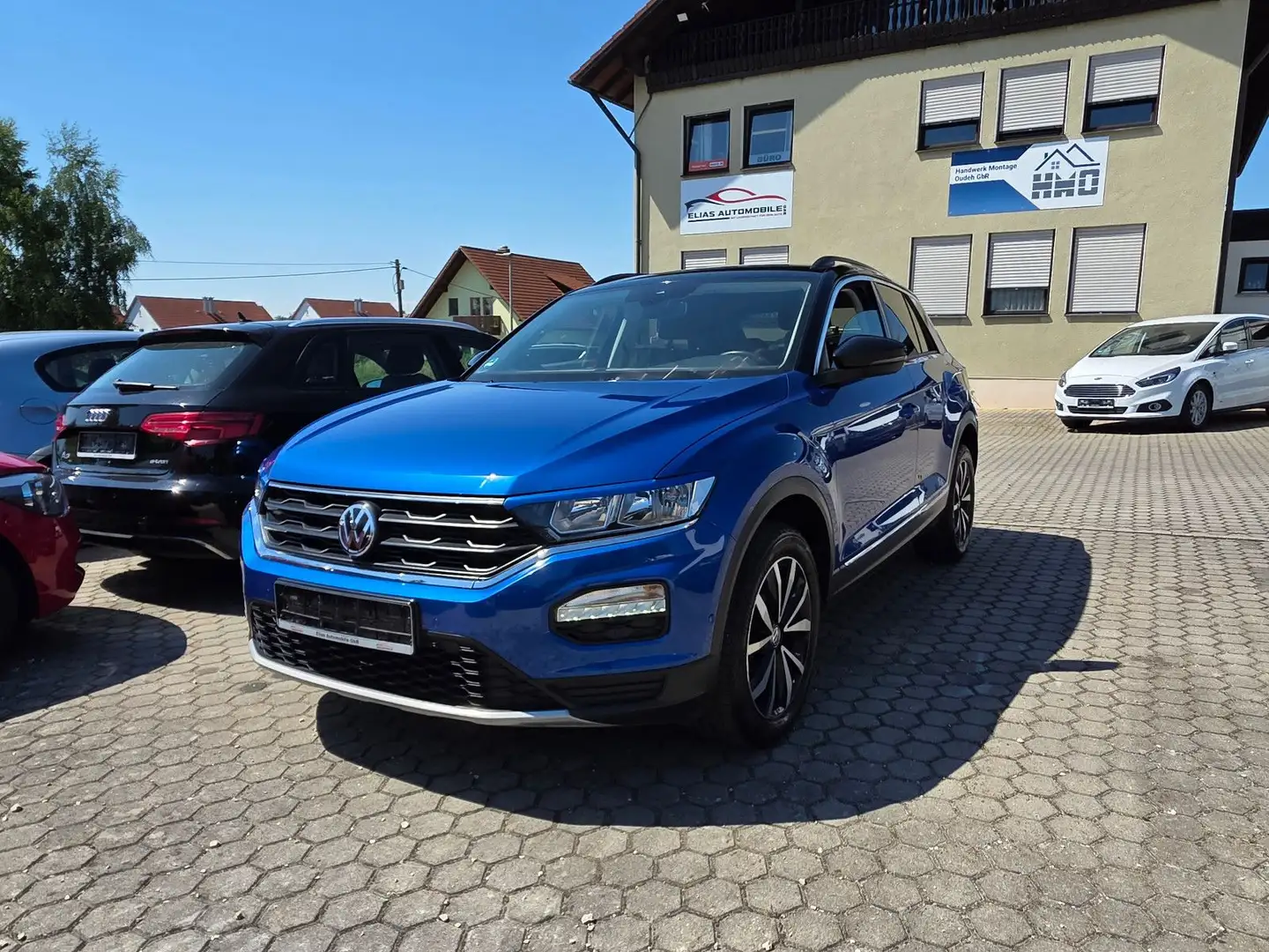 Volkswagen T-Roc Style Blauw - 1