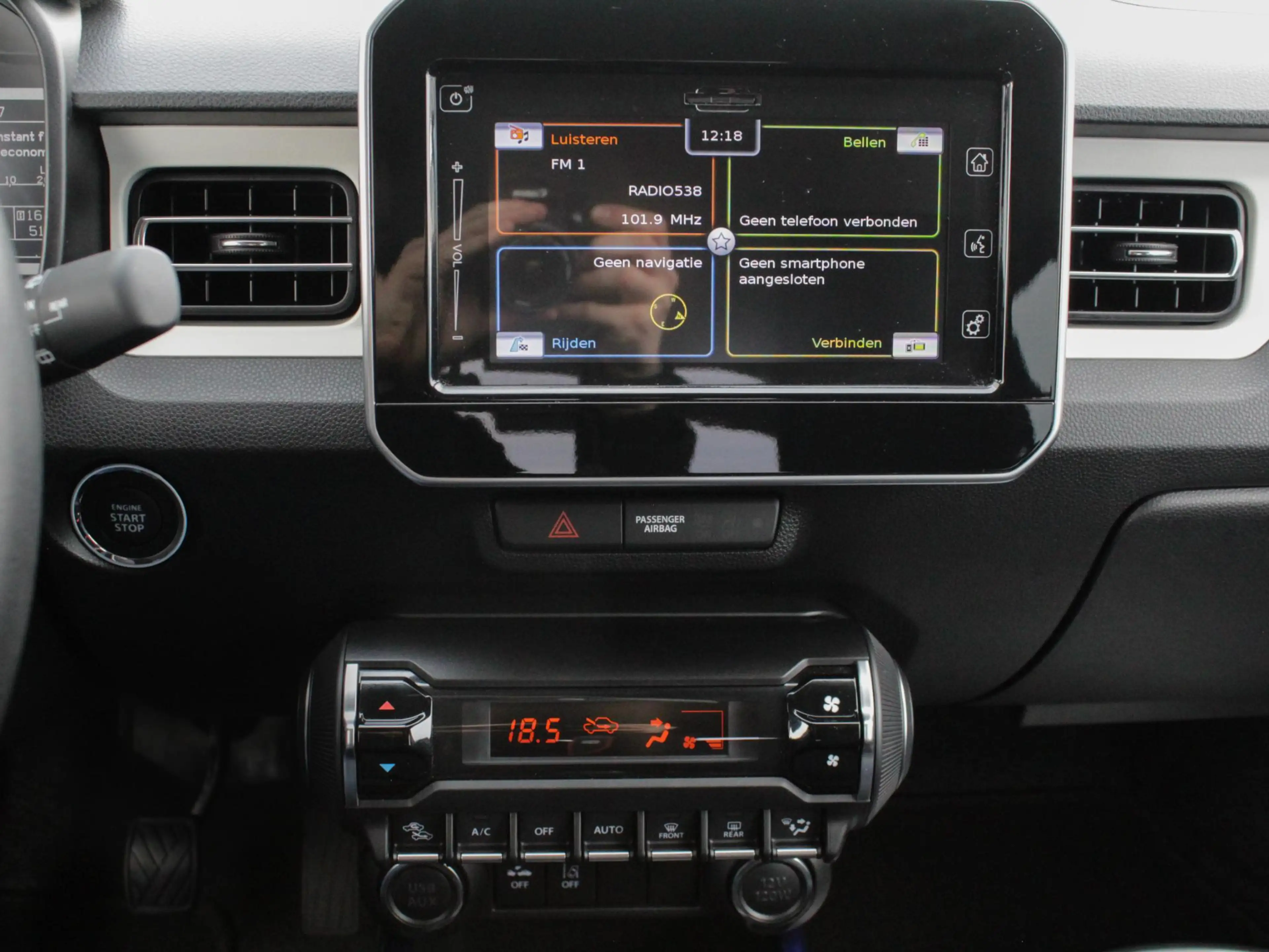 Suzuki Ignis 1.2 Smart Hybrid Style | Cruise | Clima | Camera | — photo 6