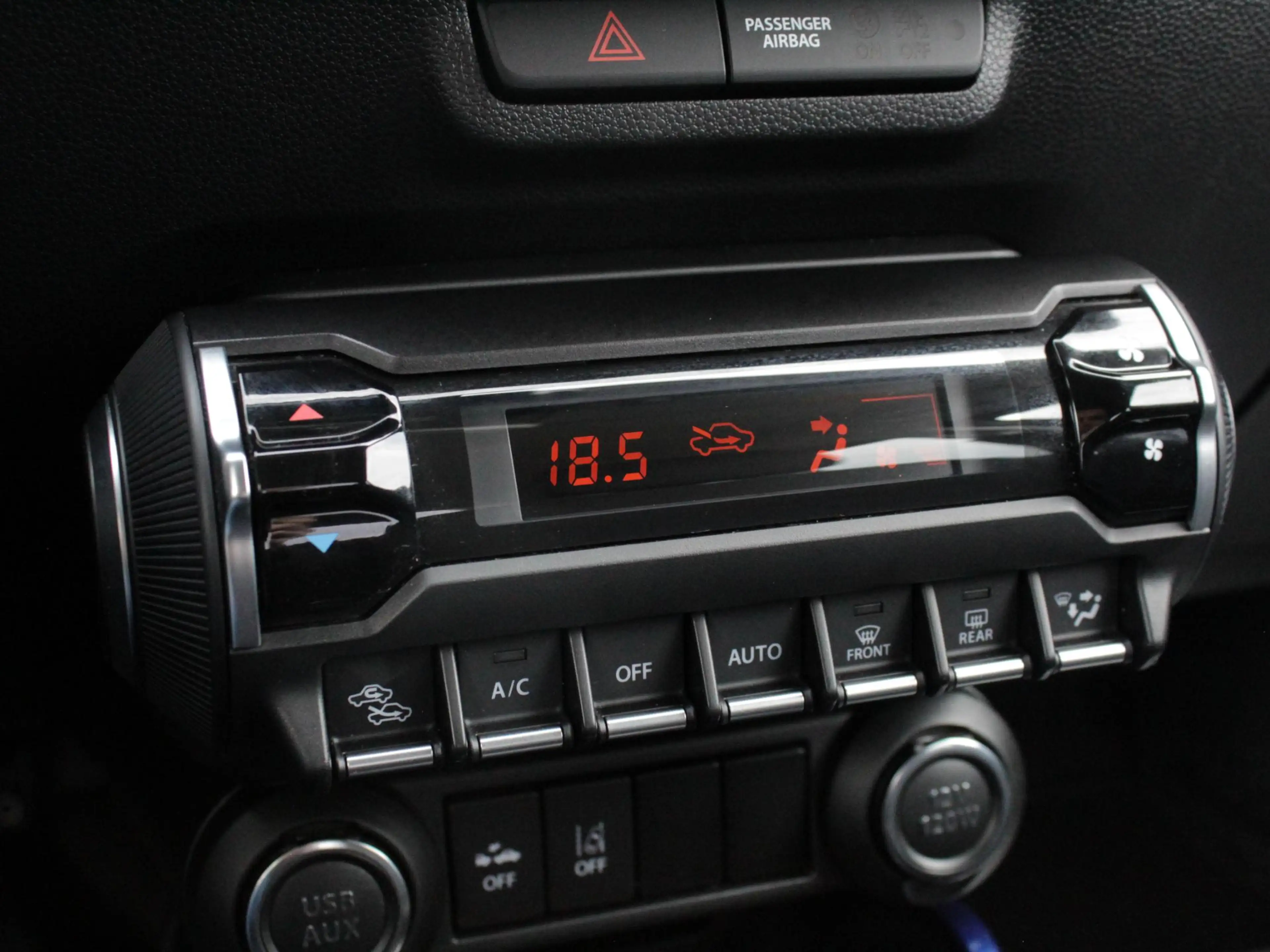 Suzuki Ignis 1.2 Smart Hybrid Style | Cruise | Clima | Camera | — photo 15