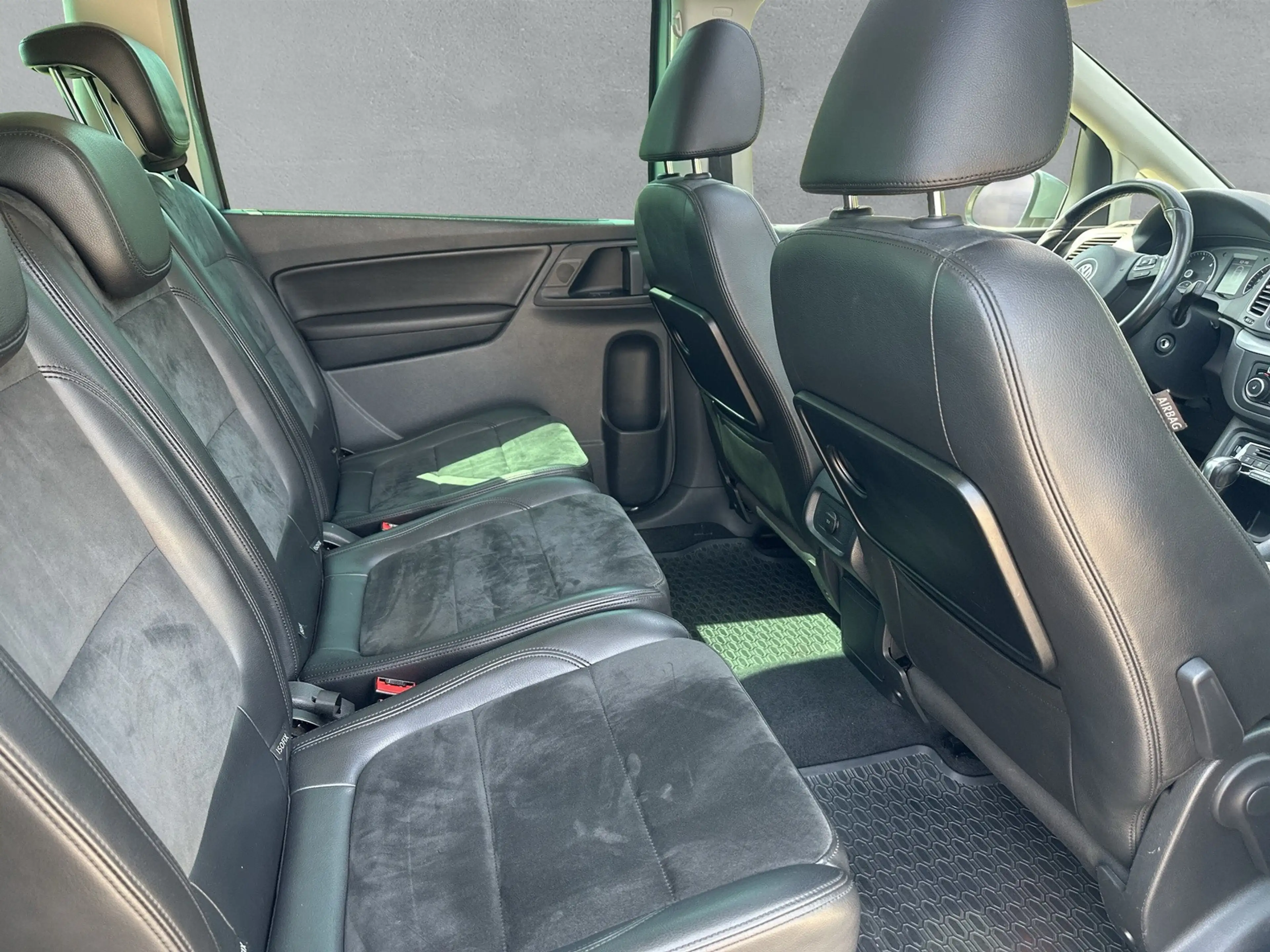 Volkswagen Sharan Highline 2.0TDI Alcantara Pano SHZ AHK — photo 11