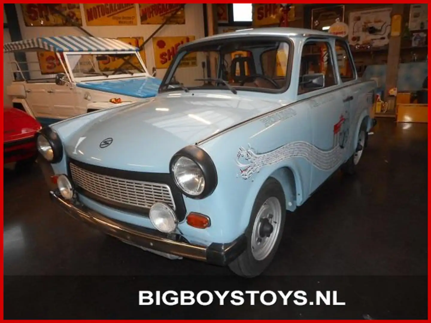 Trabant Trabant 601 LX Jubileum Edition Azul - 2