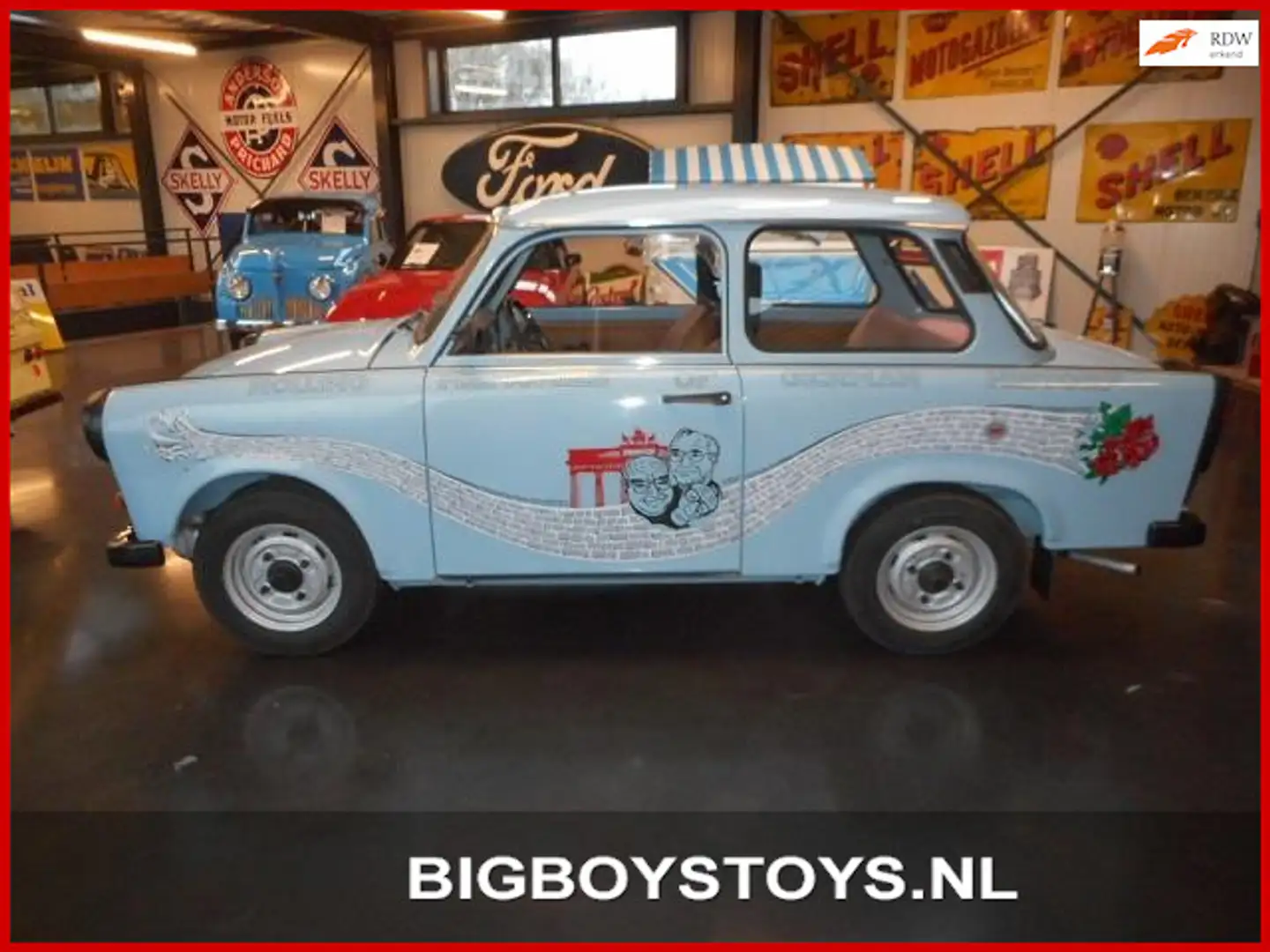 Trabant Trabant 601 LX Jubileum Edition Azul - 1