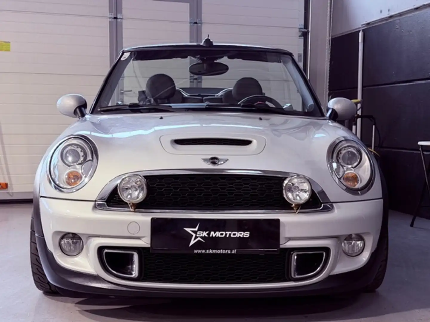 MINI Cooper S Cabrio MINI COOPER S Cabrio 1,6 Aut. COOPER S Silber - 2