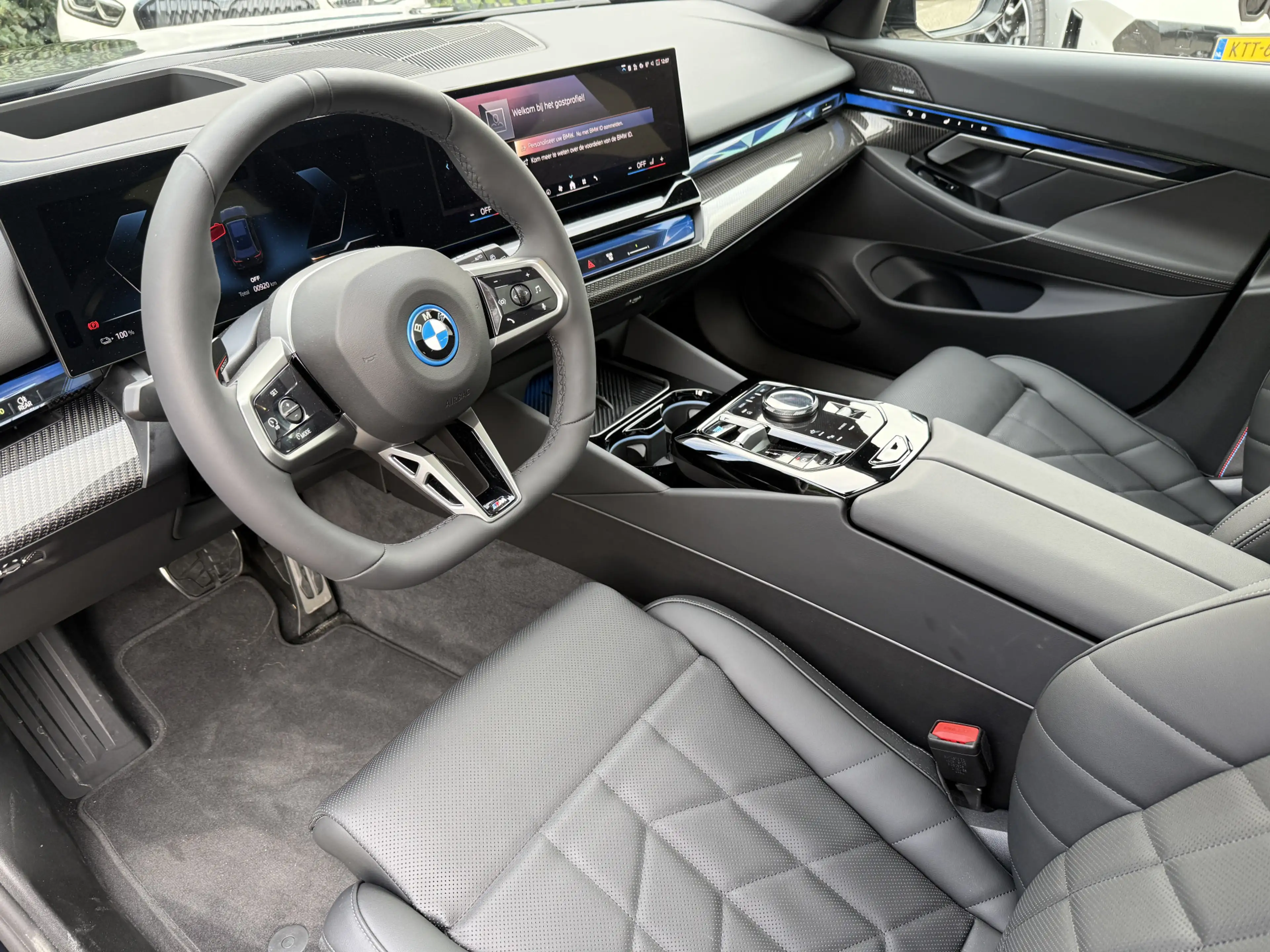 BMW i5 Touring eDrive40 | M-Sport Pro | Panorama | Harman — photo 11
