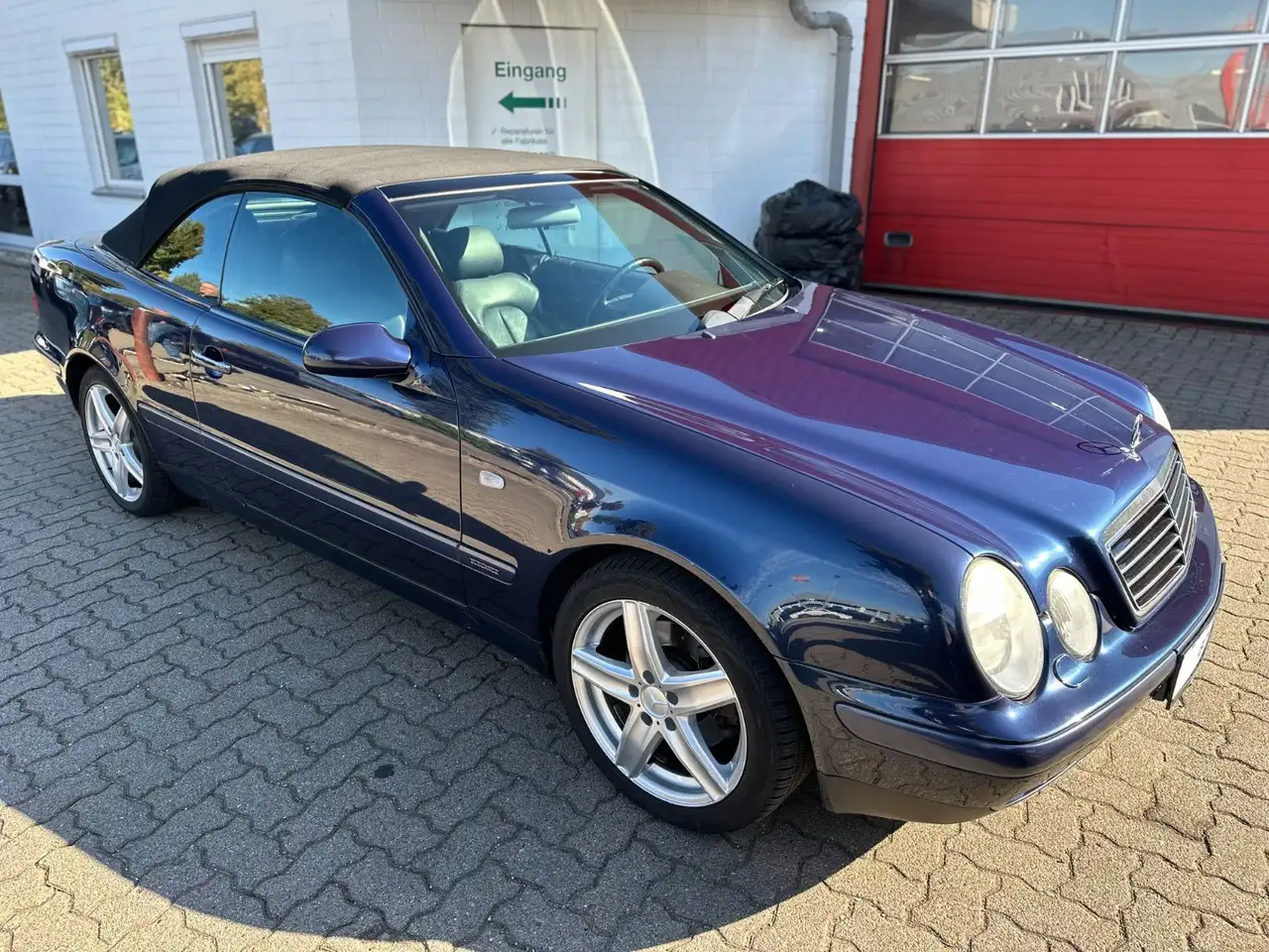 Mercedes-Benz CLK 230 Kompressor Cabriolet/LEDER/AUT/SHZ/LMF/, foto 4