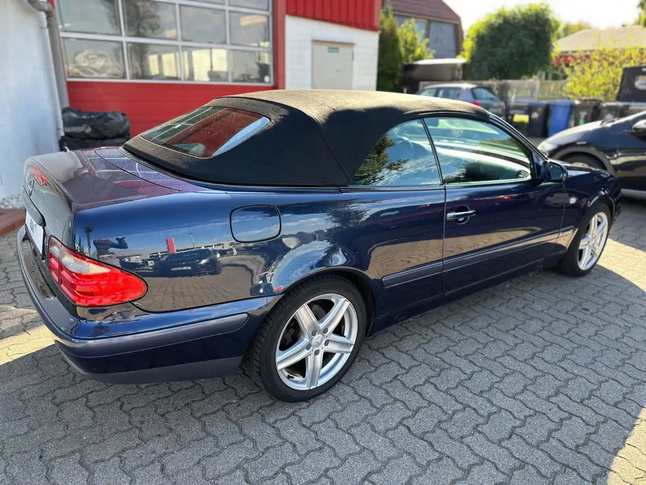Mercedes-Benz CLK 230 Kompressor Cabriolet/LEDER/AUT/SHZ/LMF/, foto 5