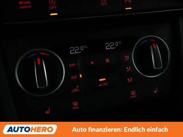 Audi RS Q3 view 23