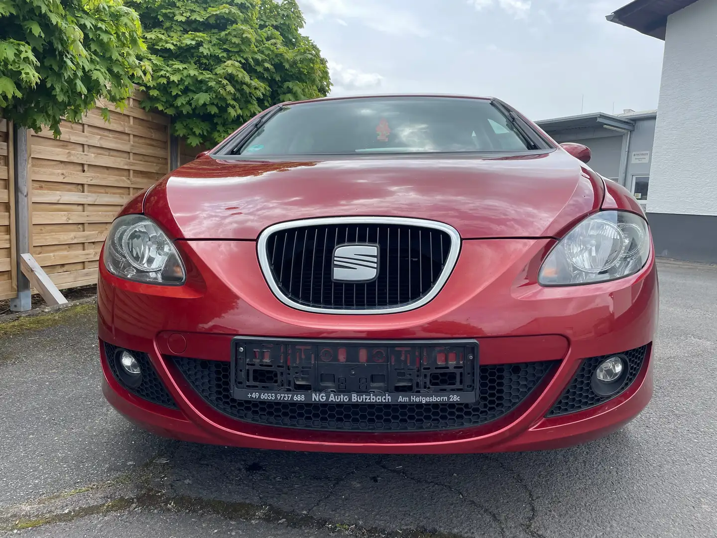 SEAT Leon Stylance / Style * Euro-4* 103KW -140 PS * TDI* Red - 2