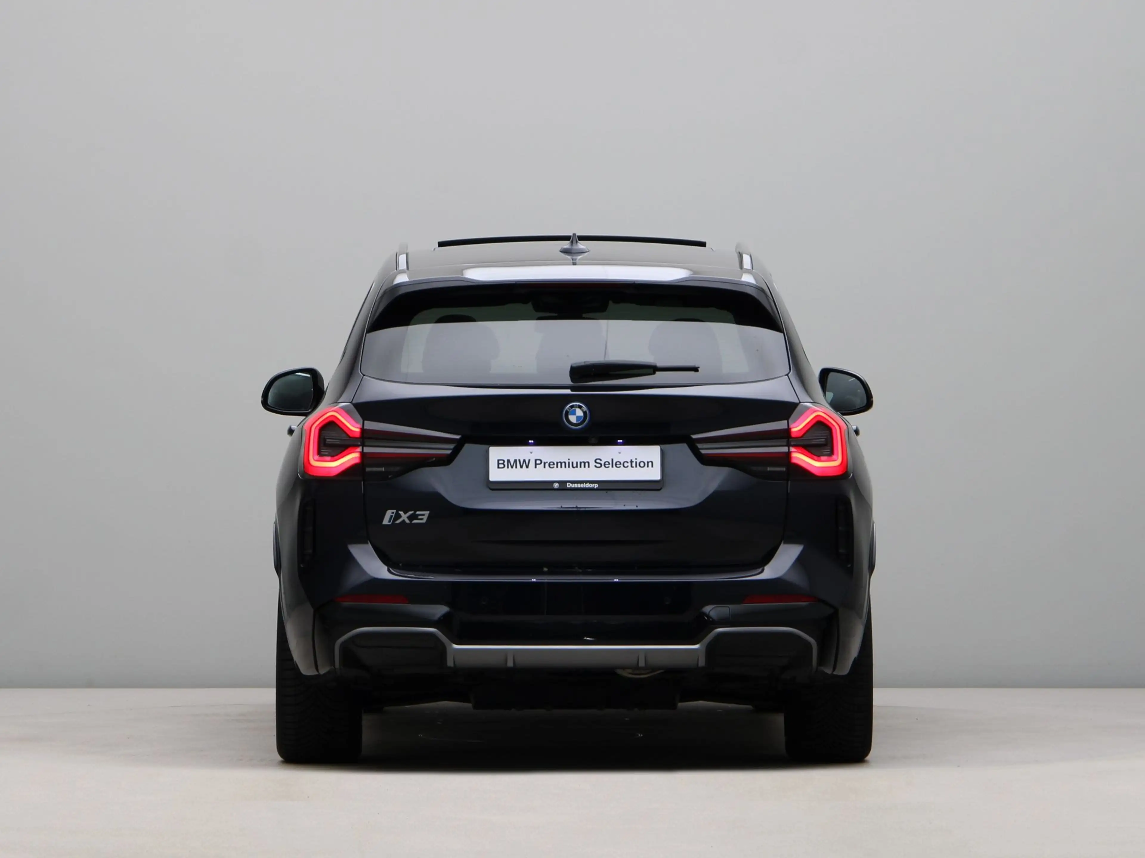 BMW iX3 Executive 80 kWh — photo 10