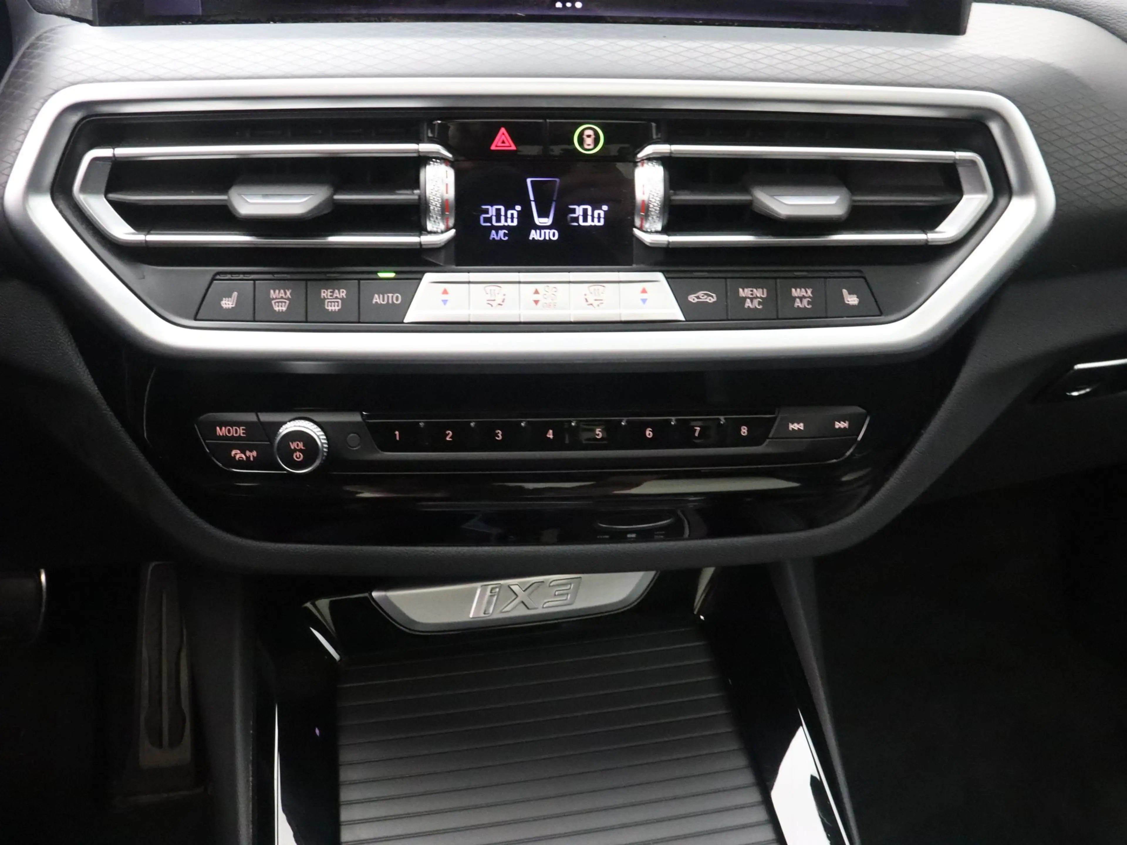BMW iX3 Executive 80 kWh — photo 14
