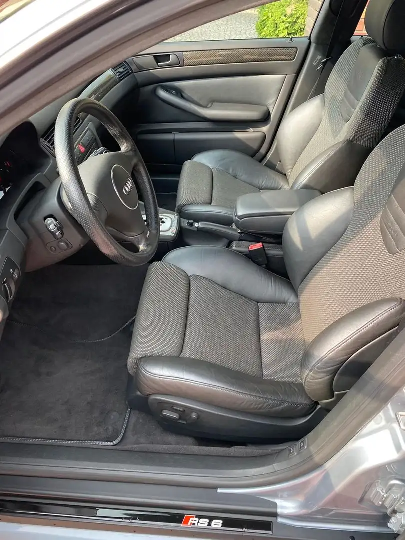 Audi RS6 4.2 tiptronic quattro Limousine- Sammlung! Grau - 2