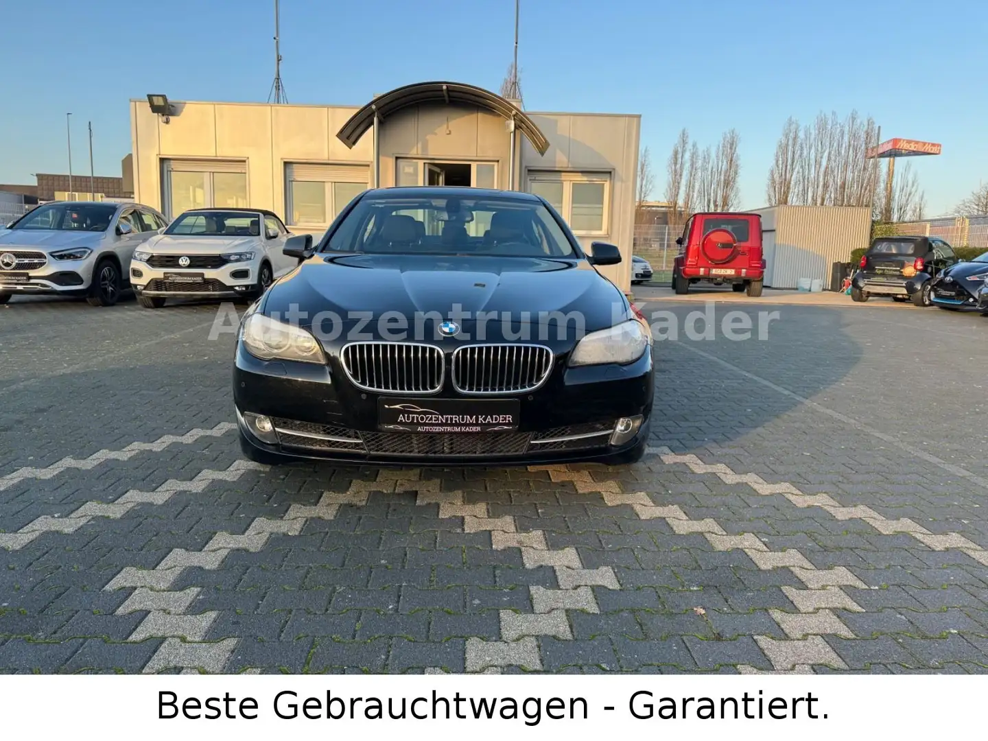 BMW 523 5 Lim. 523i*LED*XENON*Navi*PDC*S-Heft*R-Kam*Temp Siyah - 1