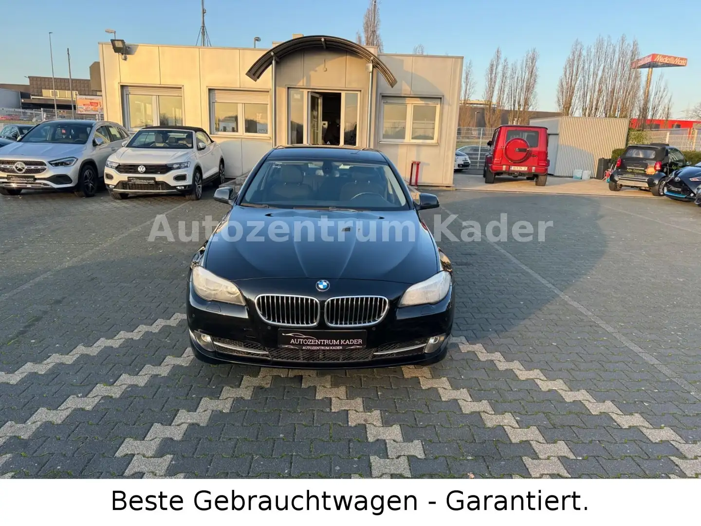 BMW 523 5 Lim. 523i*LED*XENON*Navi*PDC*S-Heft*R-Kam*Temp Zwart - 2