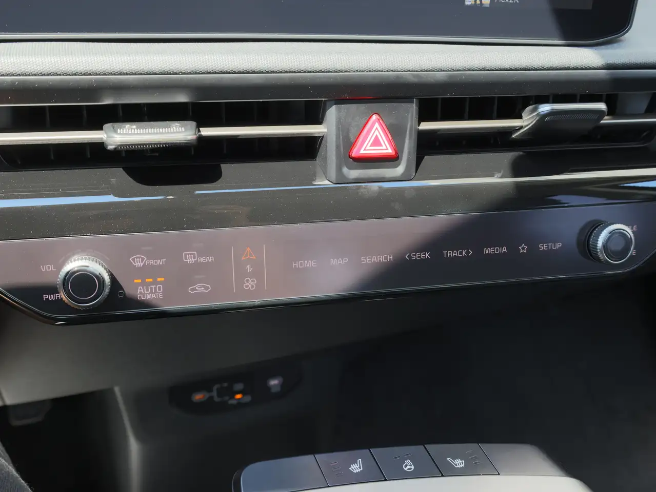Kia EV6 снимка Kia EV6