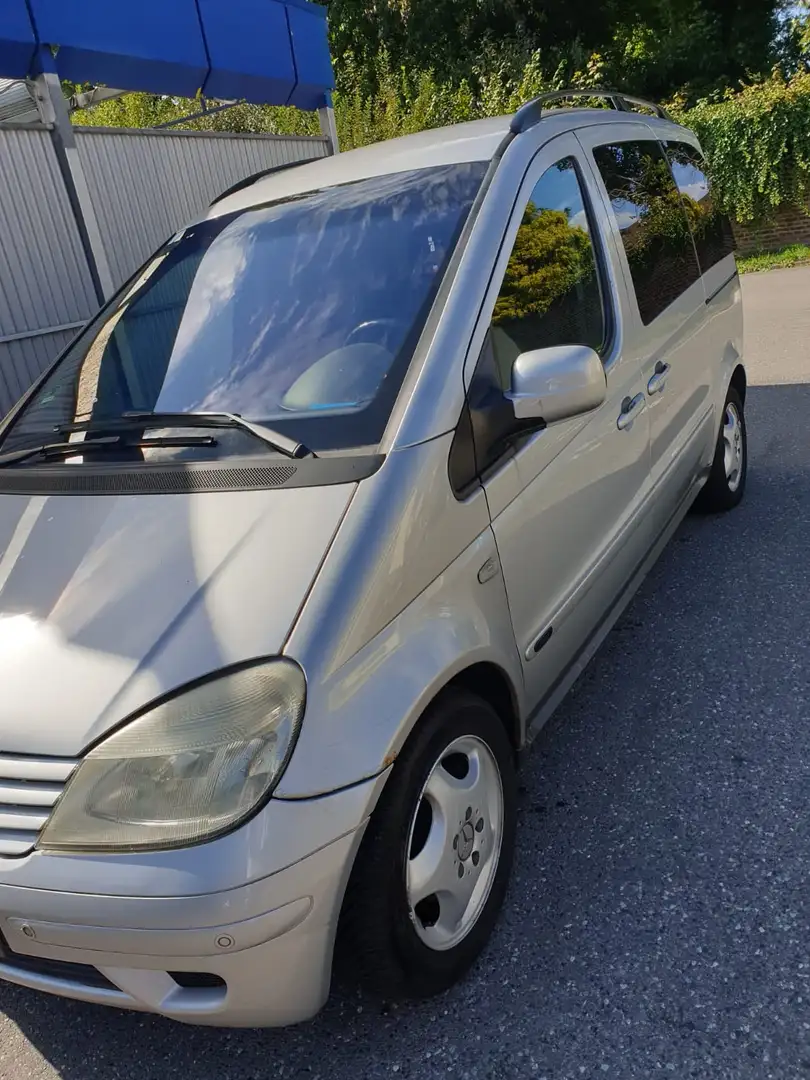 Mercedes-Benz Vaneo 1.9 Imagination in guten zustand - 1