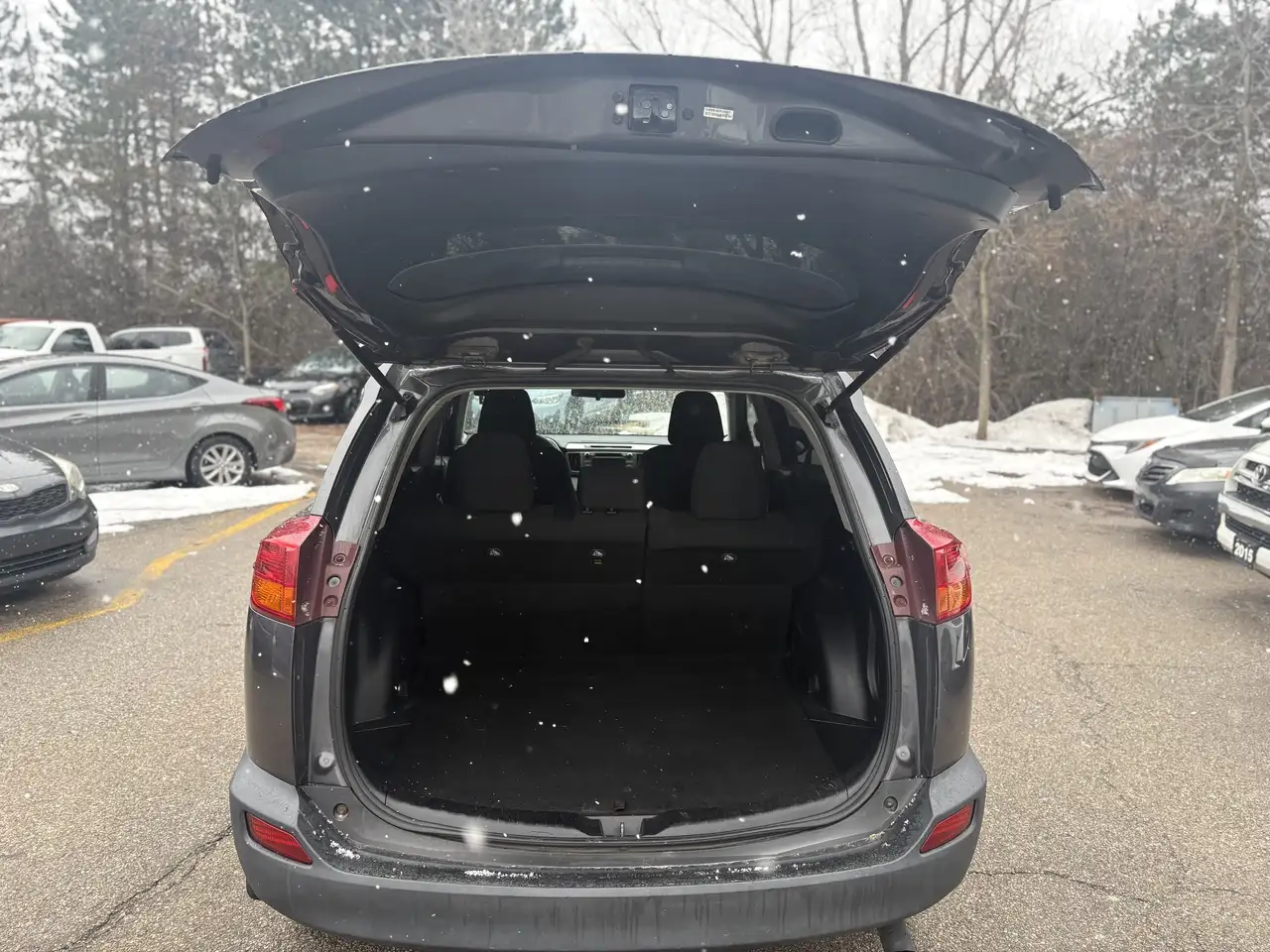 Toyota RAV 4 снимка Toyota RAV 4
