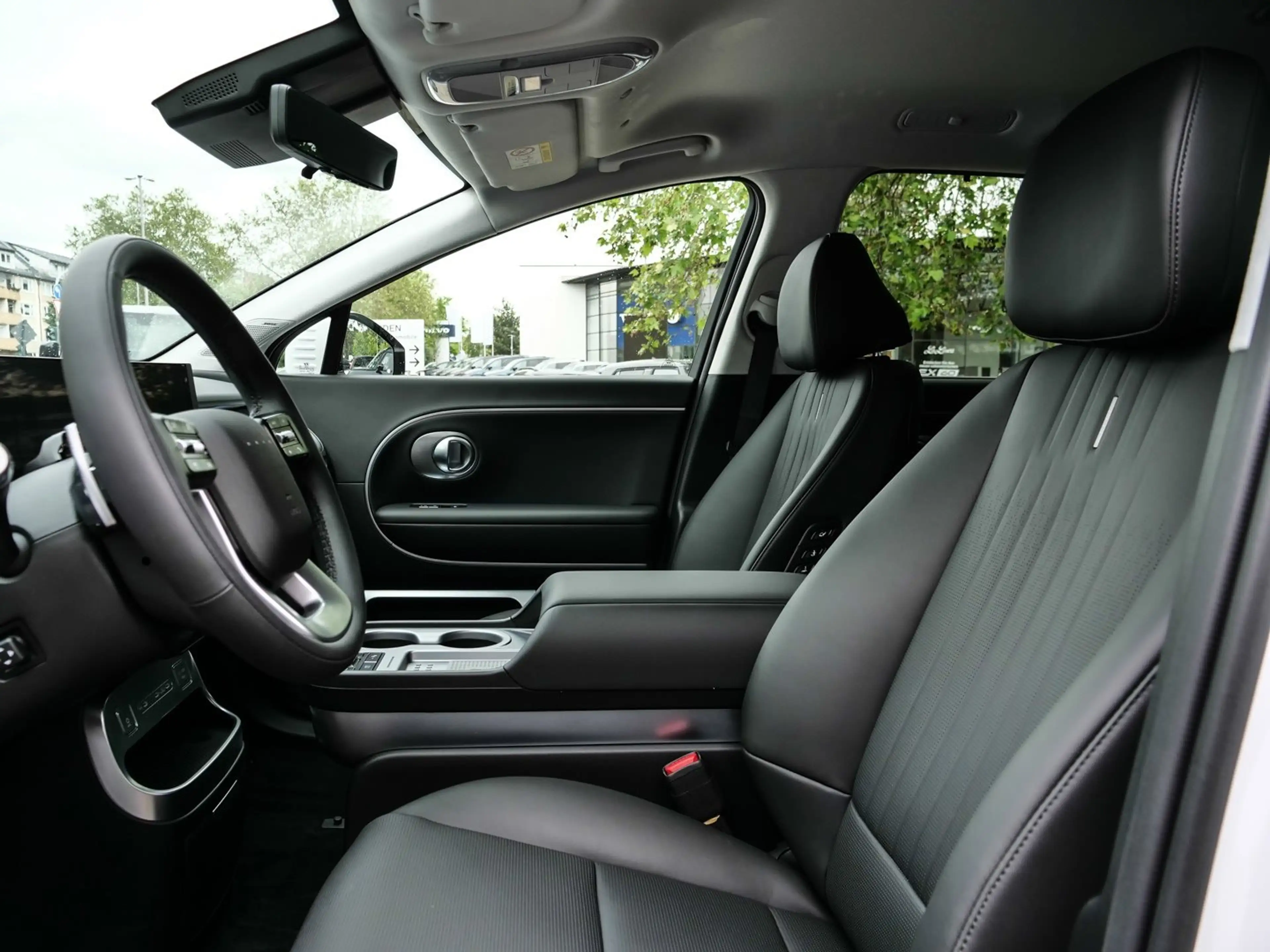Hyundai IONIQ 9 UNIQ 7-Sitzer UNIQ 110 kWh 307PS 4WD — photo 9