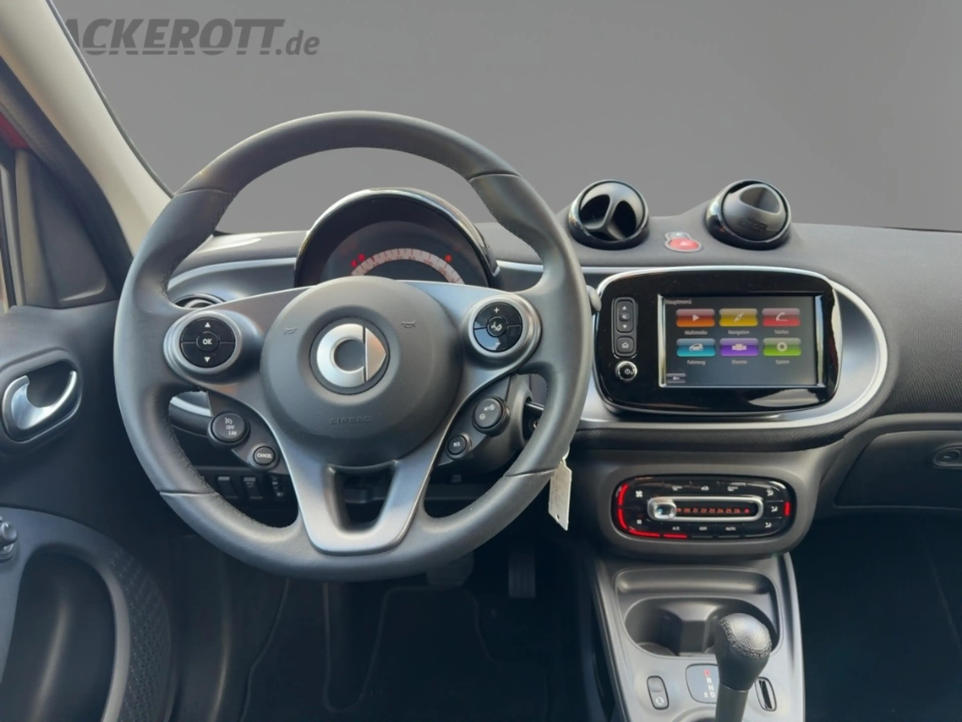 smart forFour 66 kW Navi Sitzheizung PDC Bluetooth — photo 8