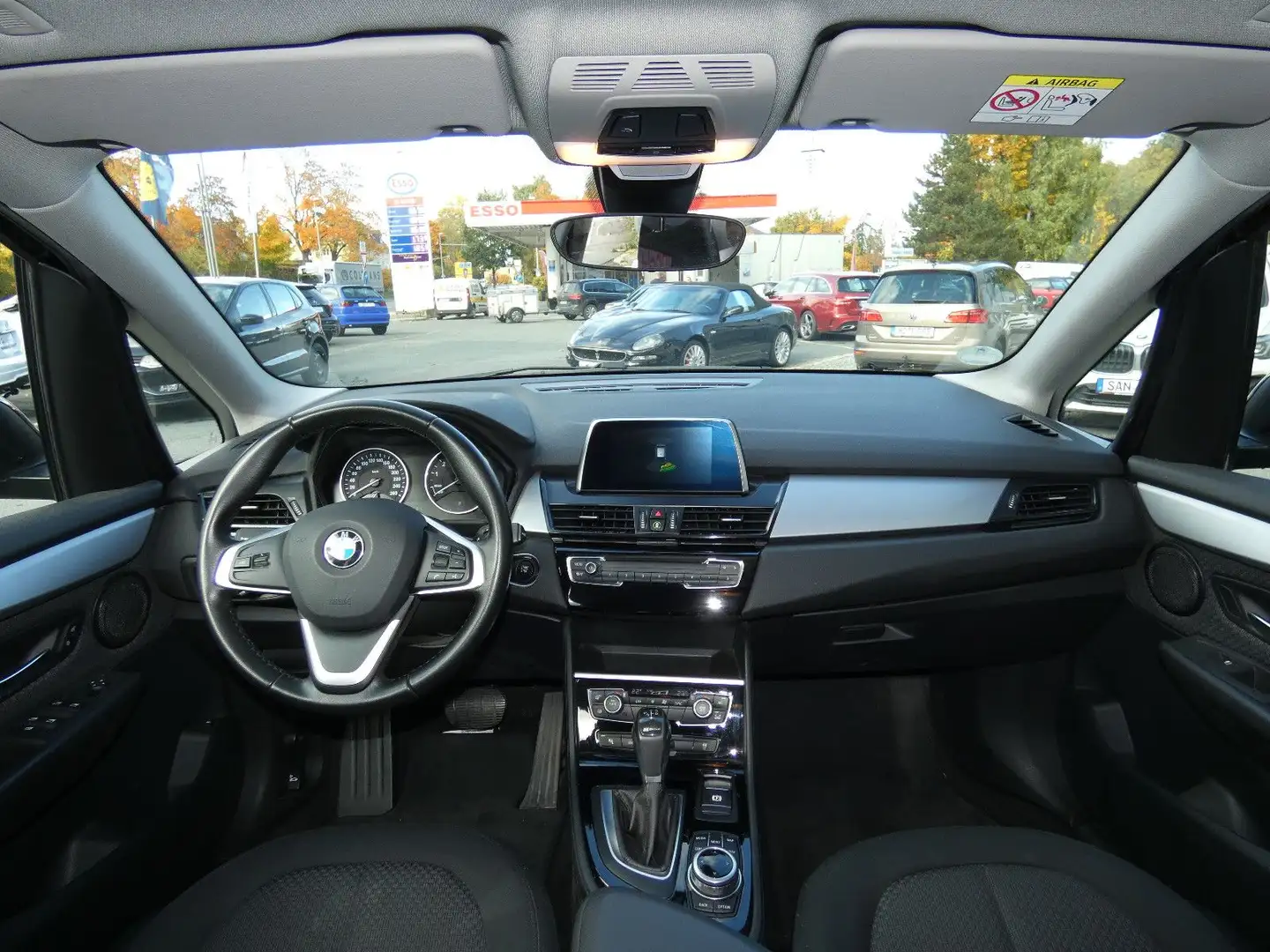 BMW 225 xe Allrad Automatik 224PS Navi Standheizung! Schwarz - 2