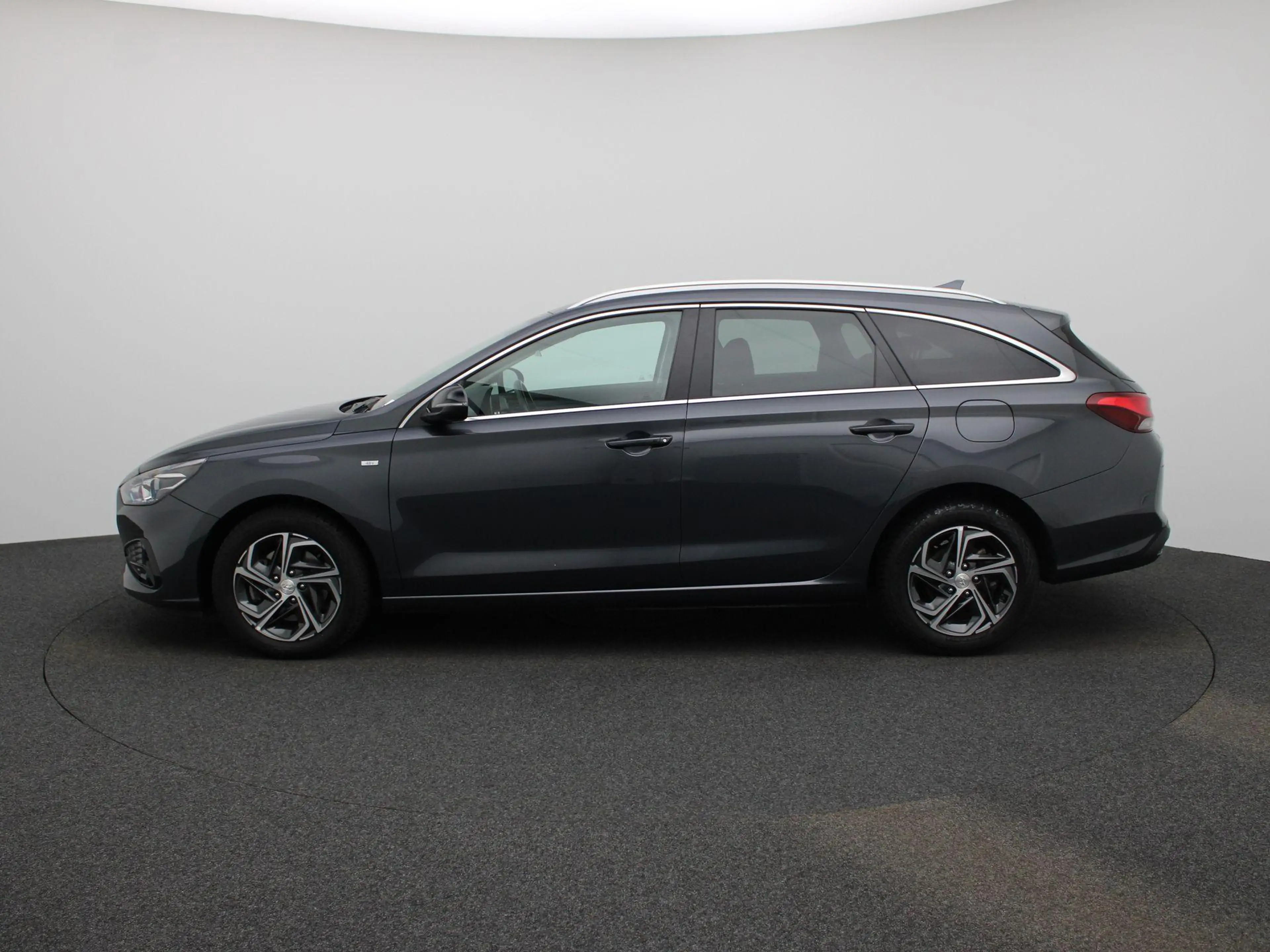 Hyundai i30 Wagon 1.0 T-GDi 88kW Techno DCT | Camera | PDC A | — photo 5