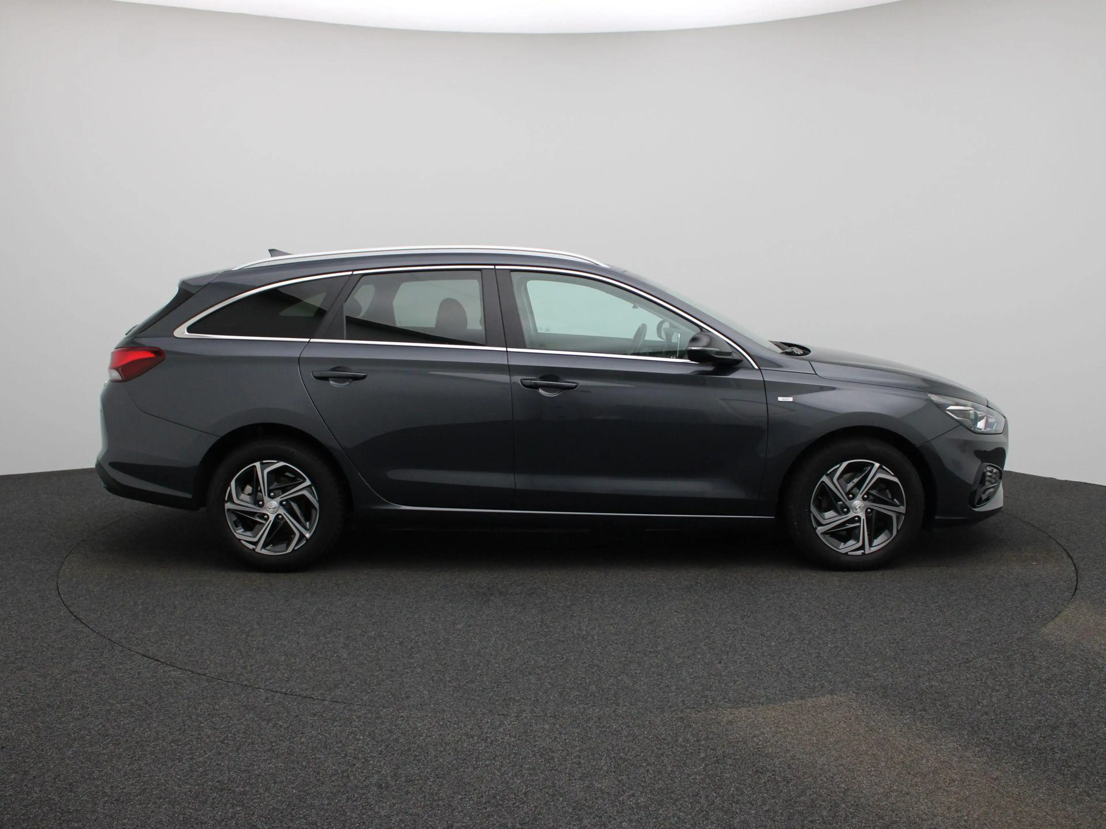 Hyundai i30 Wagon 1.0 T-GDi 88kW Techno DCT | Camera | PDC A | — photo 7