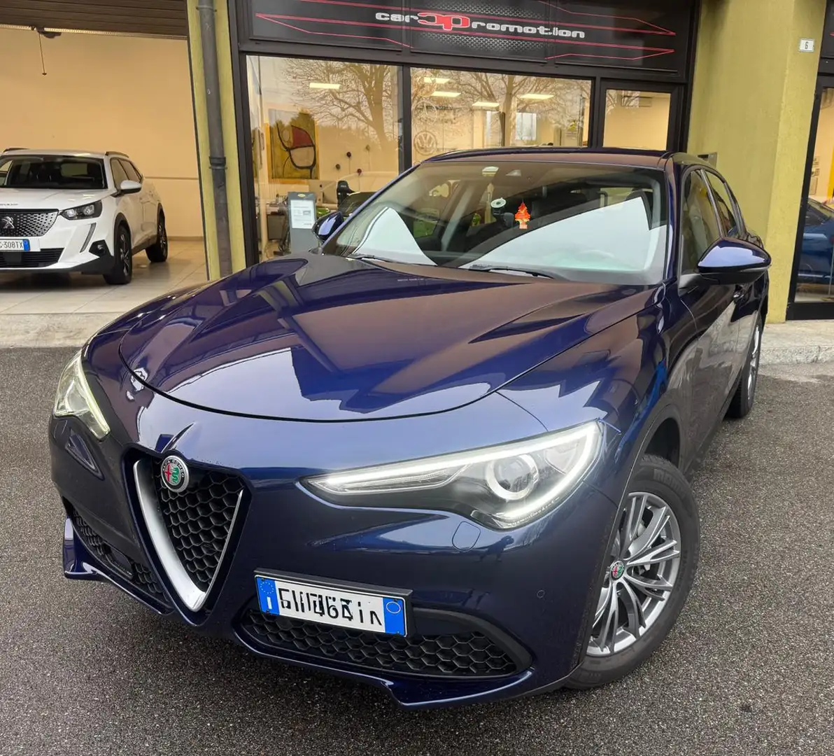 Alfa Romeo Stelvio 2.2 Turbodiesel 210 CV AT8 Q4 LUSSO Bleu - 2