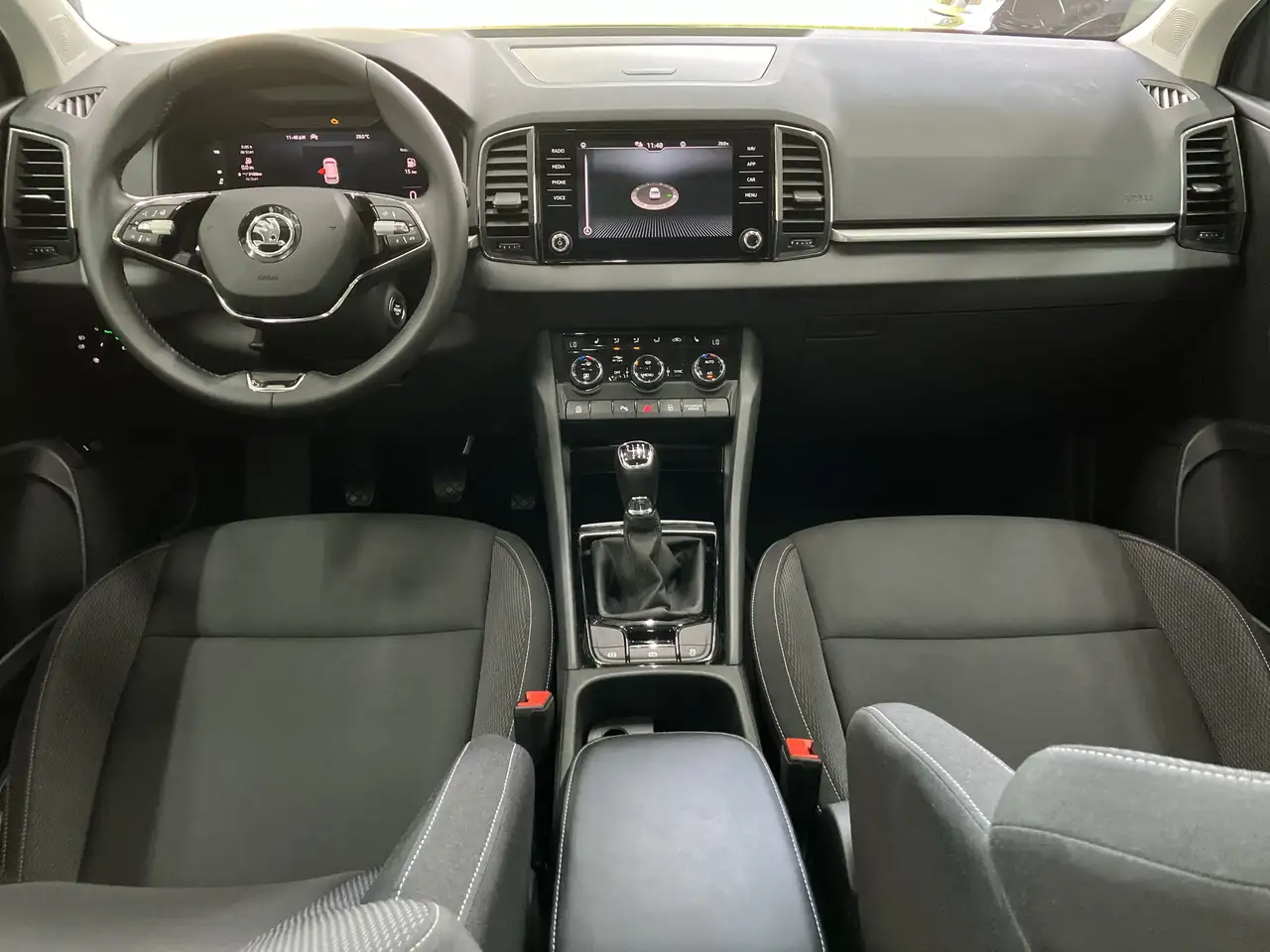 Skoda Karoq Selection 1,5 TSI*KESSY SHZ PANO NAVI AHK*, миниатюра 8