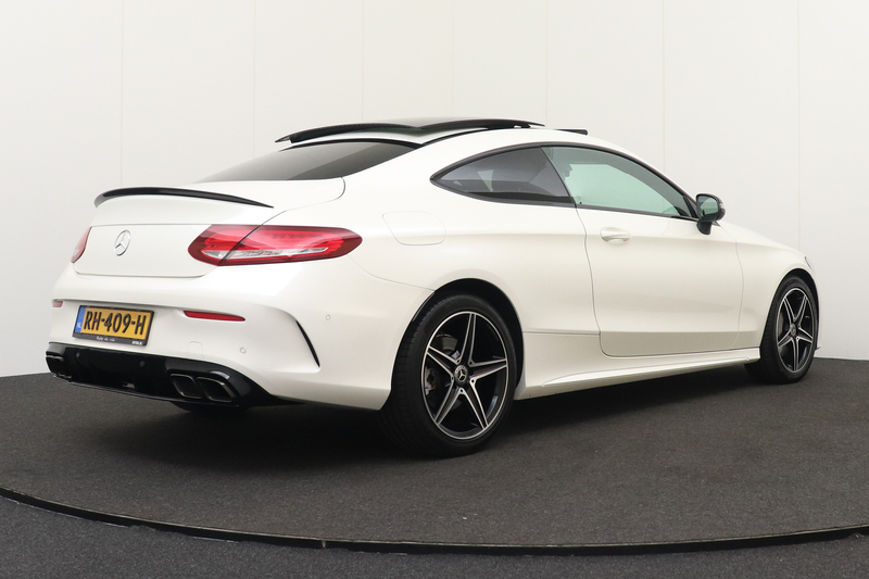 Mercedes-Benz C 180 Coupé AMG Night-Pack Pano-dak Burmester Camera — photo 2