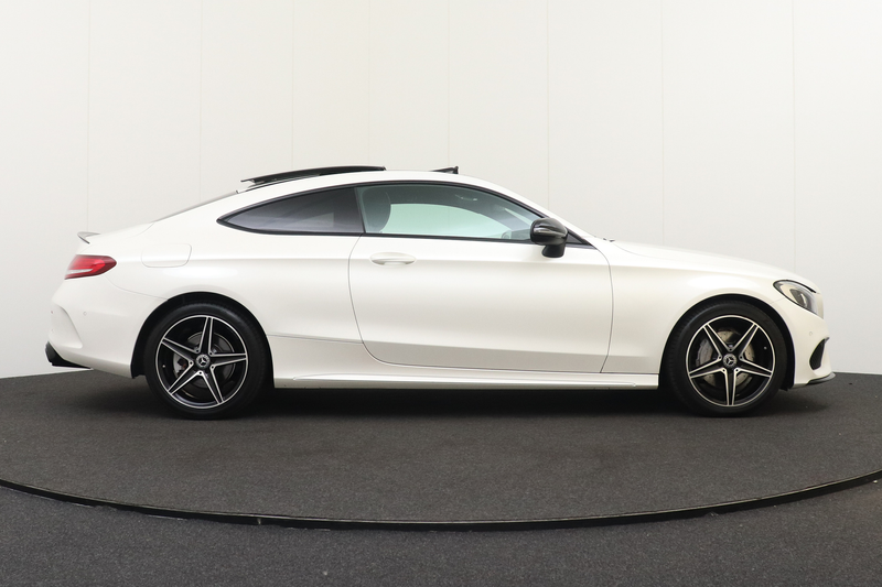 Mercedes-Benz C 180 Coupé AMG Night-Pack Pano-dak Burmester Camera — photo 6