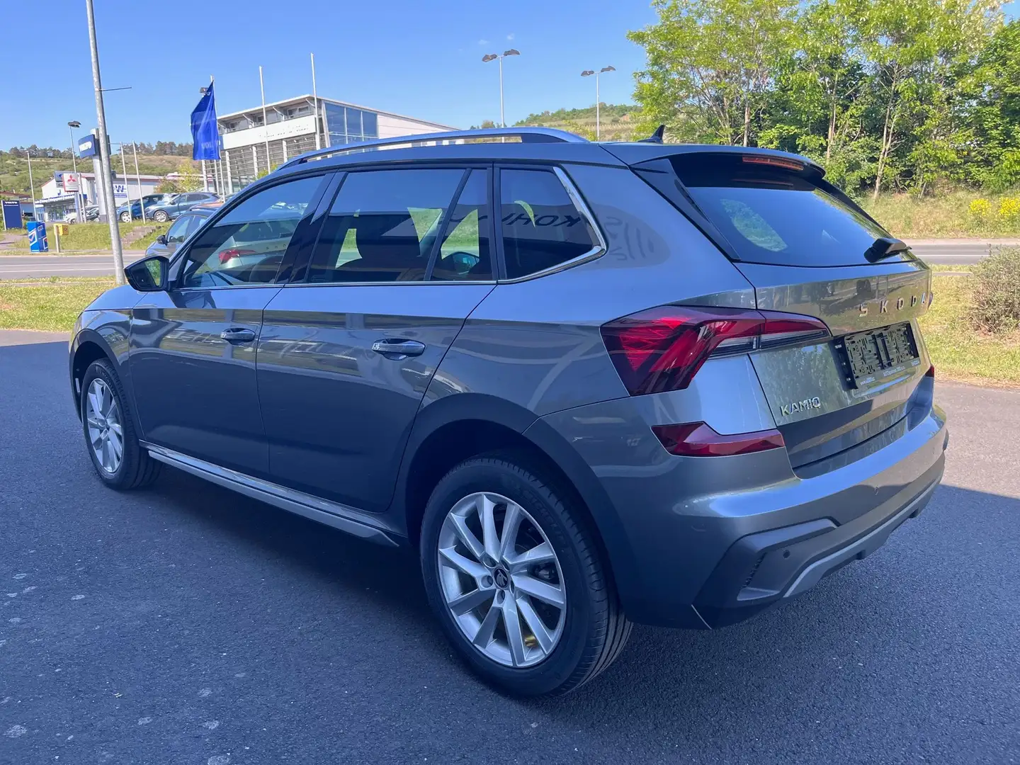 Skoda Kamiq Selection 130 Gris - 2