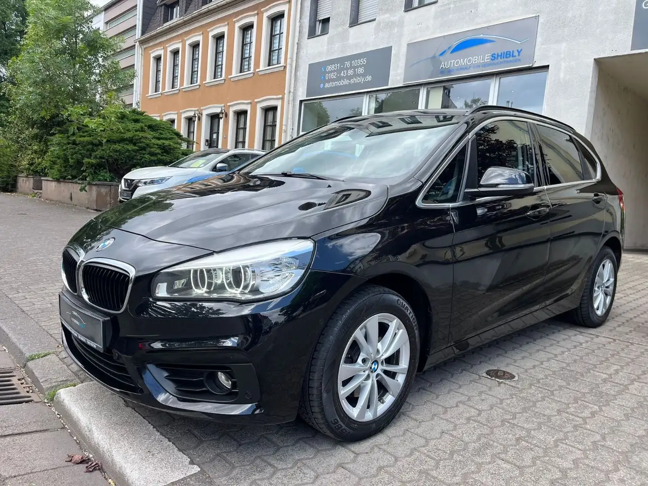 BMW 216