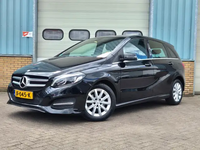 Mercedes-Benz 180 AMBITION