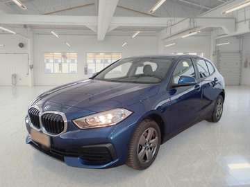 116D ADVANTAGE AUTO 5 PORTE BERLINA