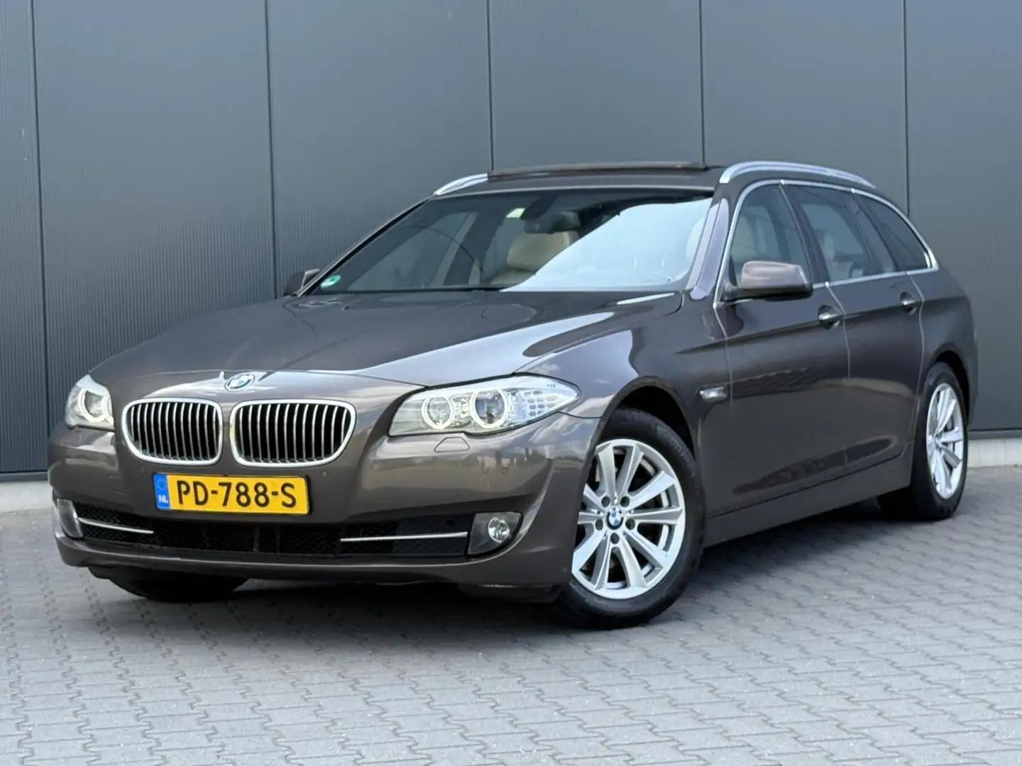 BMW 520 5-serie Touring 520D High Executive Leder - Pano - Bruin - 1