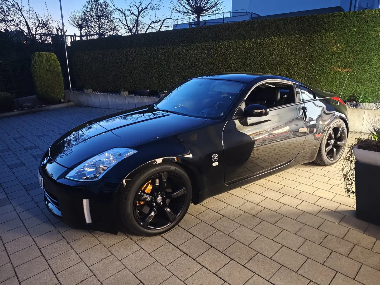 Nissan 350Z 350 Z Premium Pack - 2