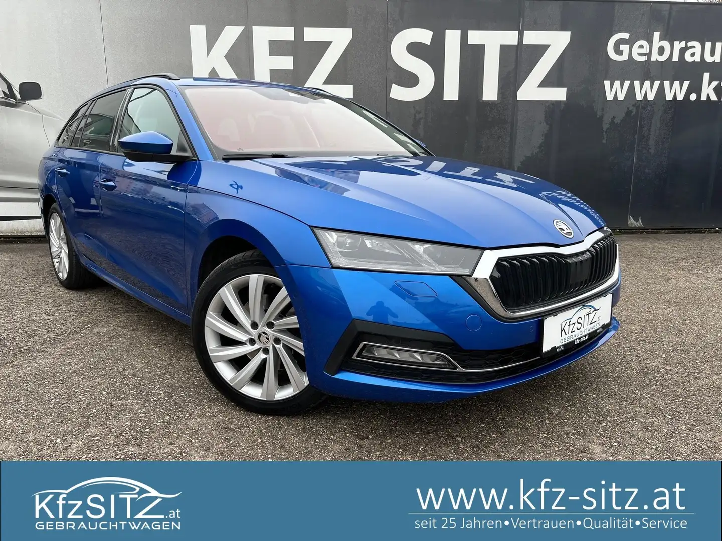 Skoda Octavia Combi 2,0 TDI Style DSG | NP € 47.200 Blau - 1