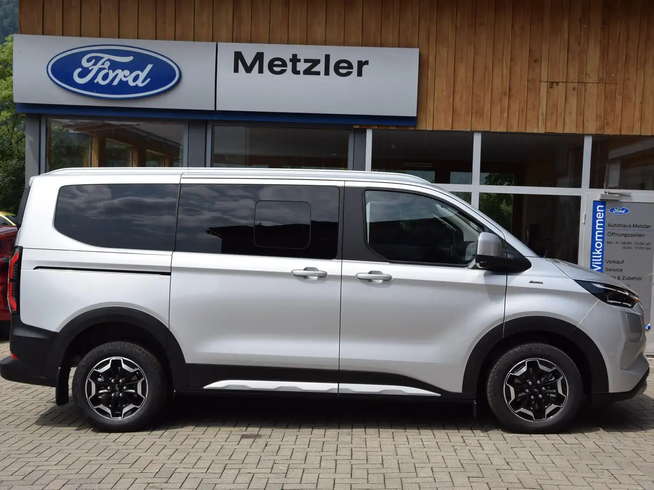 Ford Tourneo Custom 2026