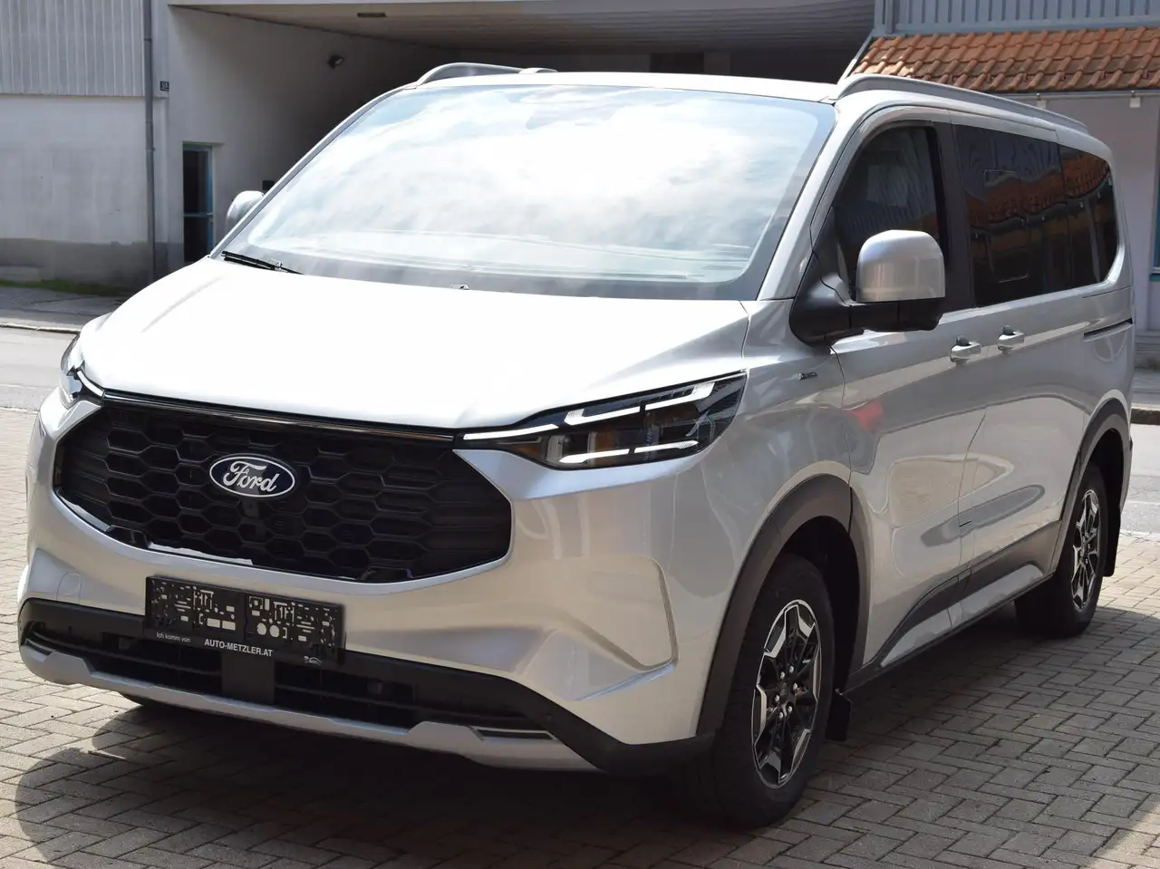 Ford Tourneo Custom 2026