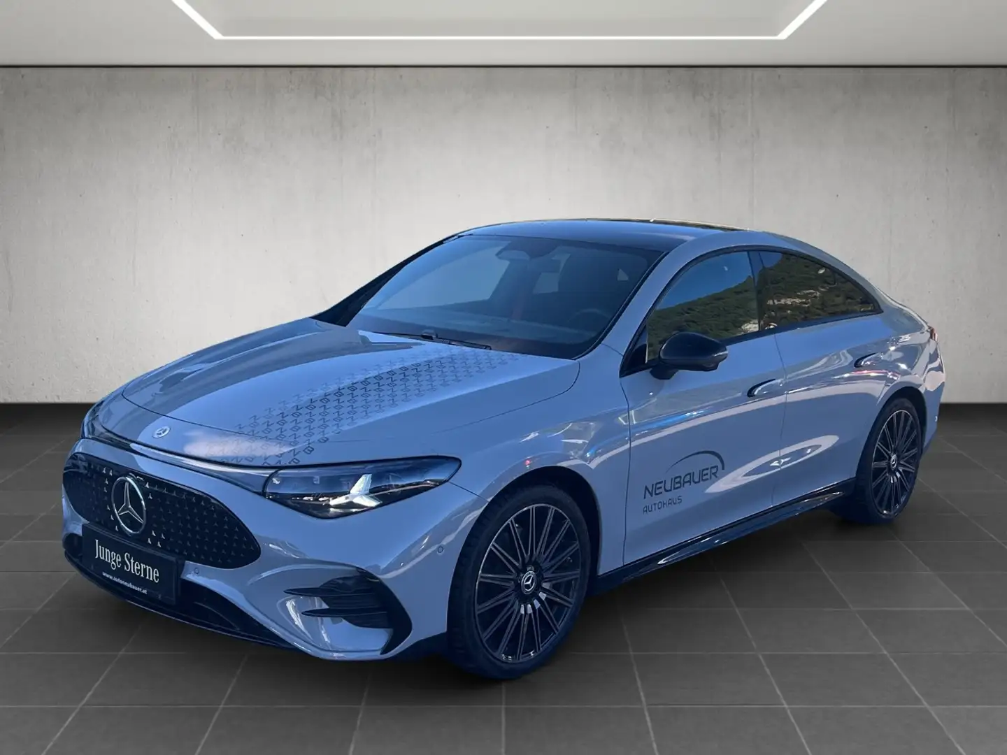 Mercedes-Benz CLA 350 4MATIC mit EQ Technologie eHeck Mbeam Grigio - 2