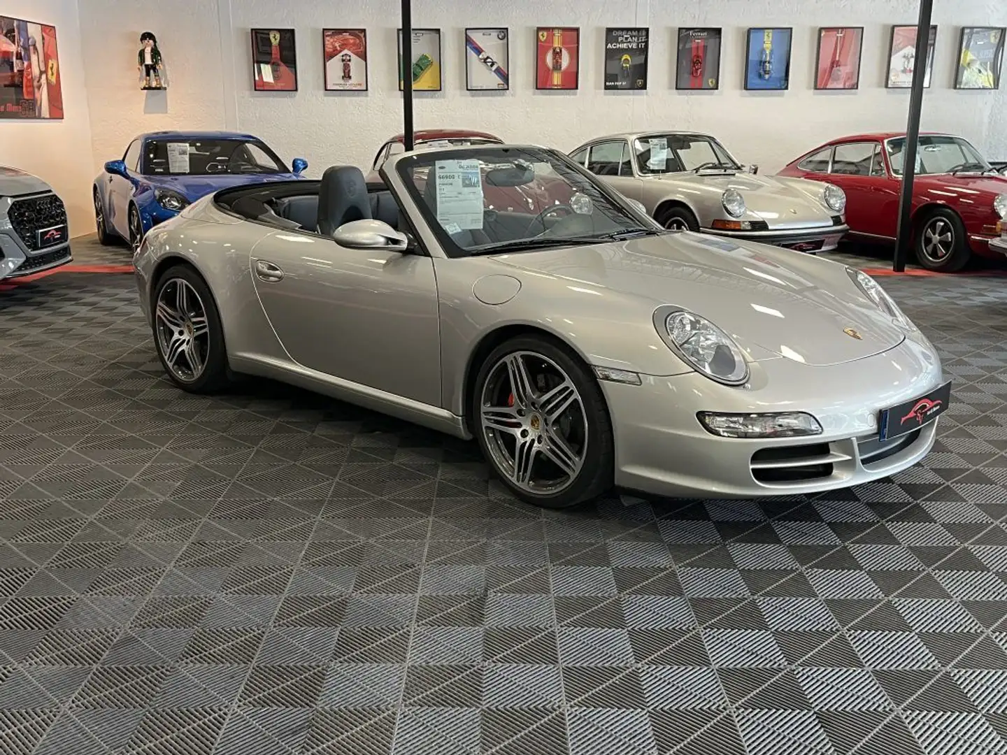 Porsche 911 Cabriolet Carrera S Grijs - 1