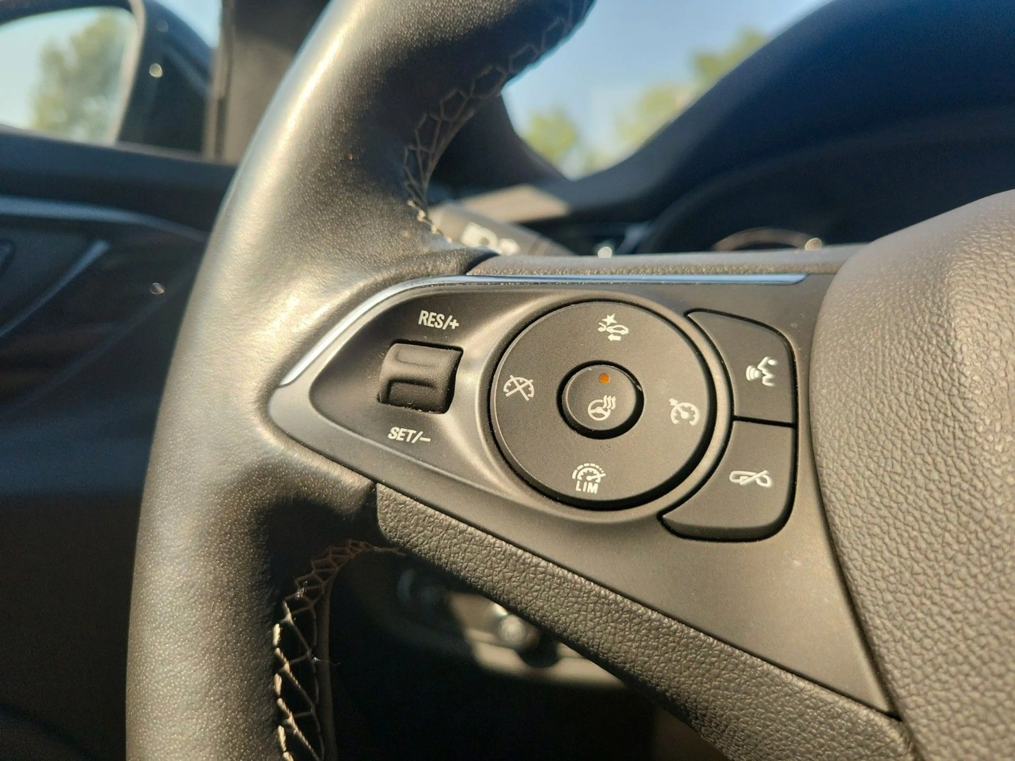 Opel Insignia B ST Sondermodell "Business" aus 1-Hand — photo 12