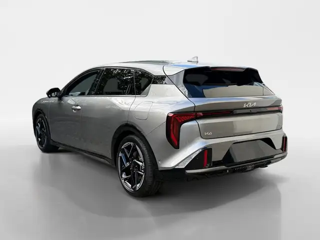 Kia K4 view 4