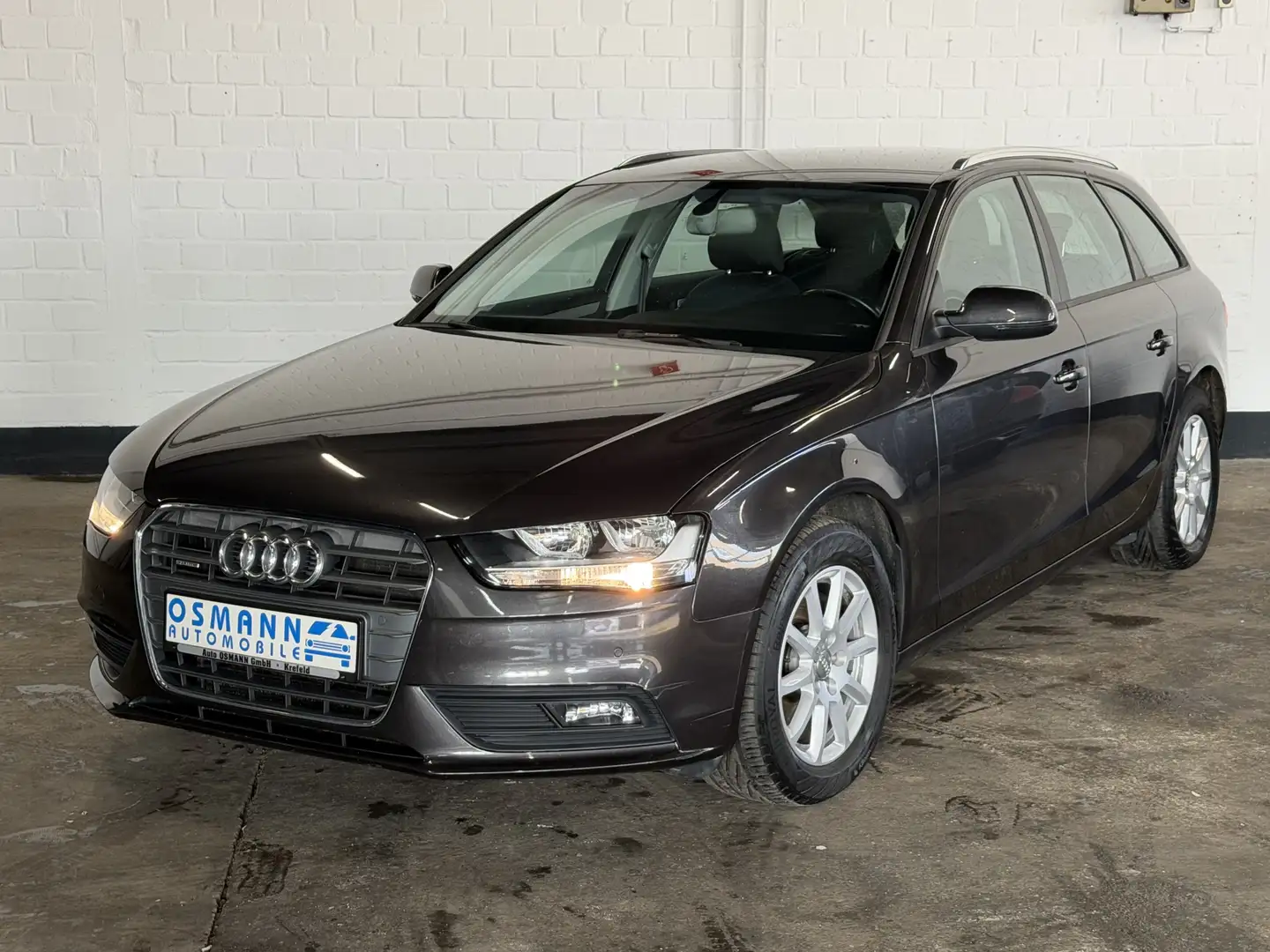 Audi A4 Avant 1.8 TFSI quattro Attraction   PDC V+H Grey - 2