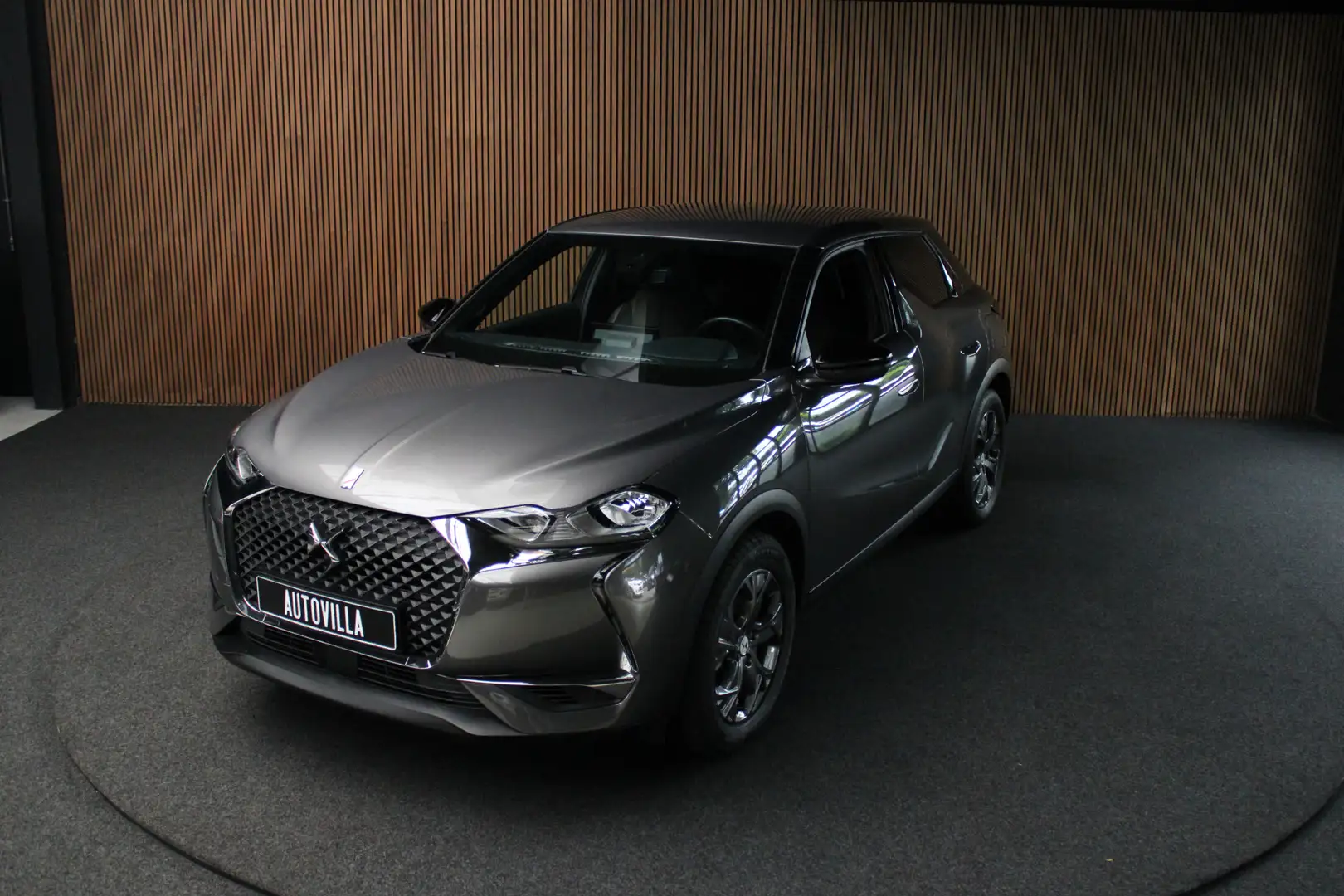 DS Automobiles DS 3 Crossback E-Tense Bastille 50 kWh Navi Climate Leer PDC Gris - 1