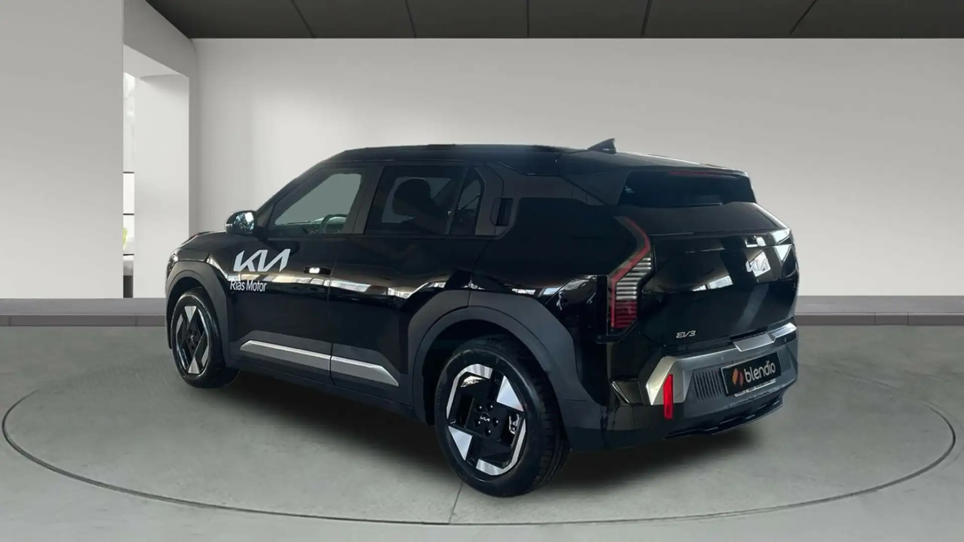 Kia EV3 BEV 81KWH 150KW EARTH AUTO 204 5P Negro - 2