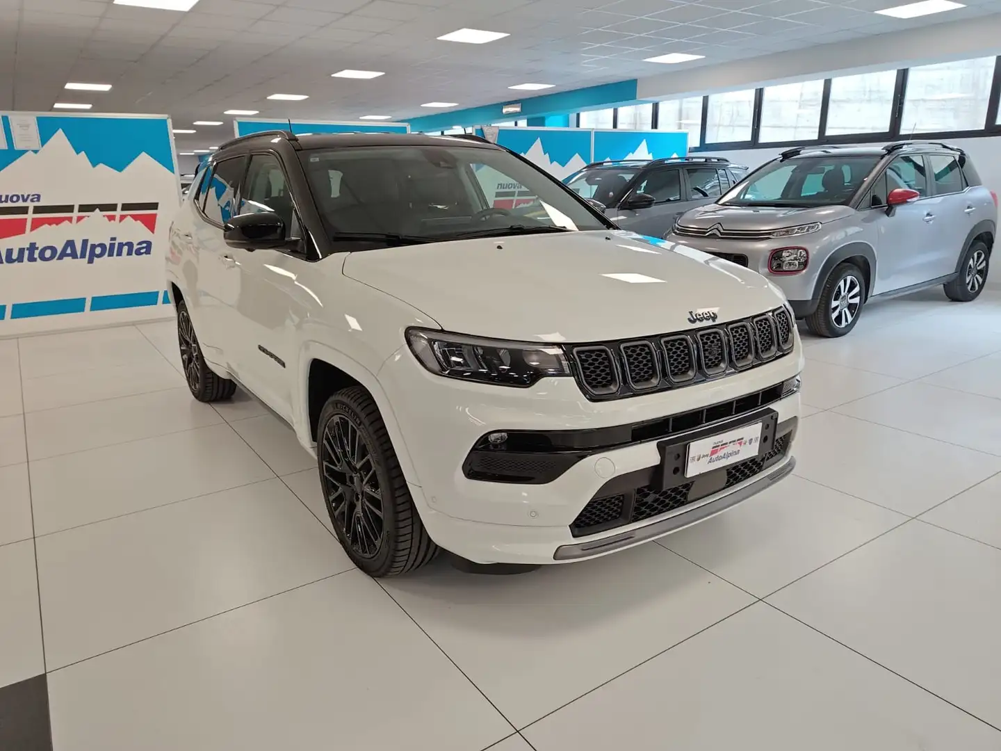 Jeep Compass 1.3 turbo t4 phev S 4xe auto Bianco - 1